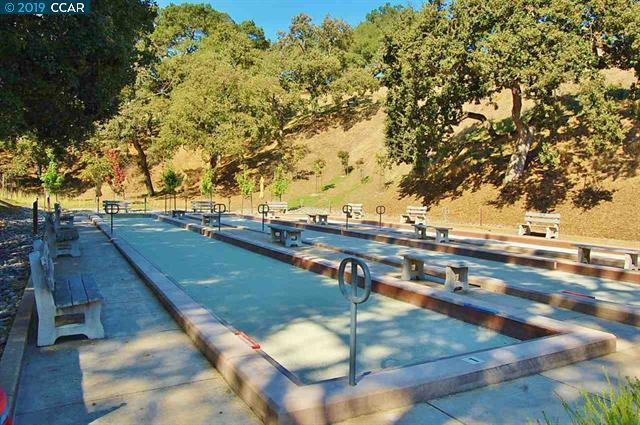 Detail Gallery Image 32 of 32 For 1232 Skycrest Dr #2,  Walnut Creek,  CA 94595 - 2 Beds | 2 Baths