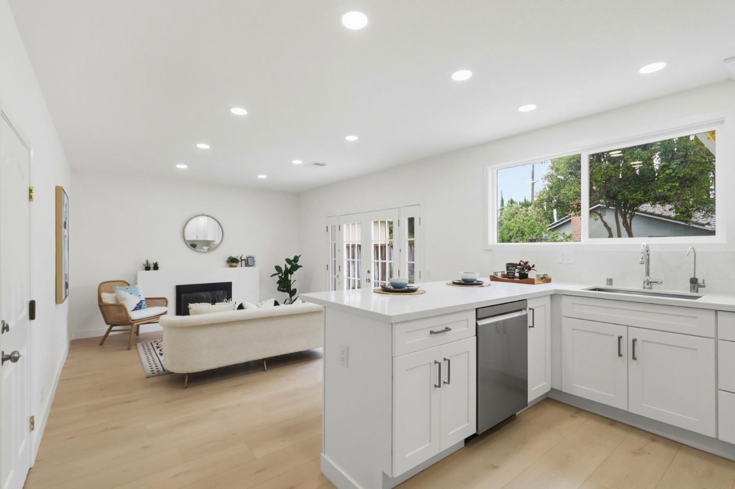 Detail Gallery Image 12 of 53 For 4407 Hendrix Ct, San Jose,  CA 95124 - 3 Beds | 2 Baths