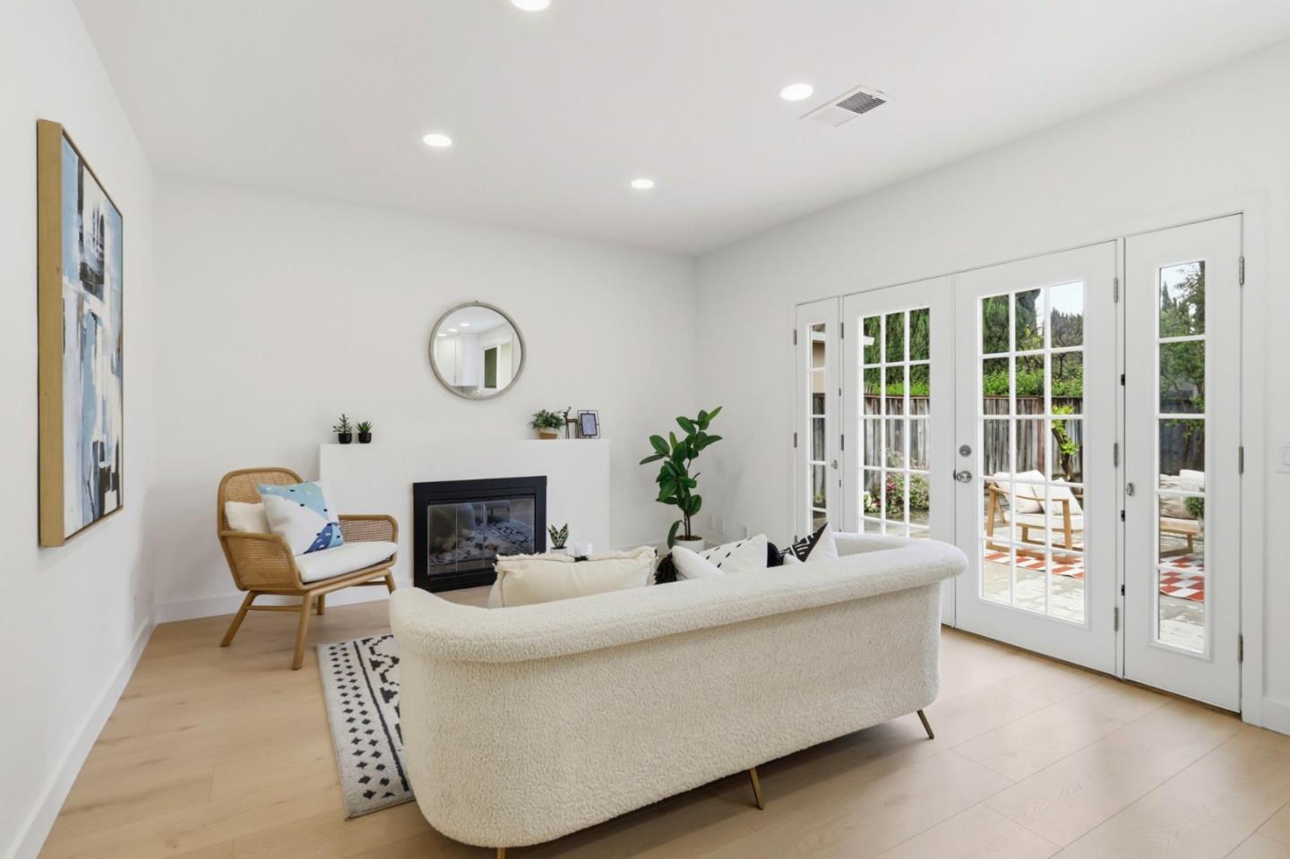 Detail Gallery Image 9 of 53 For 4407 Hendrix Ct, San Jose,  CA 95124 - 3 Beds | 2 Baths