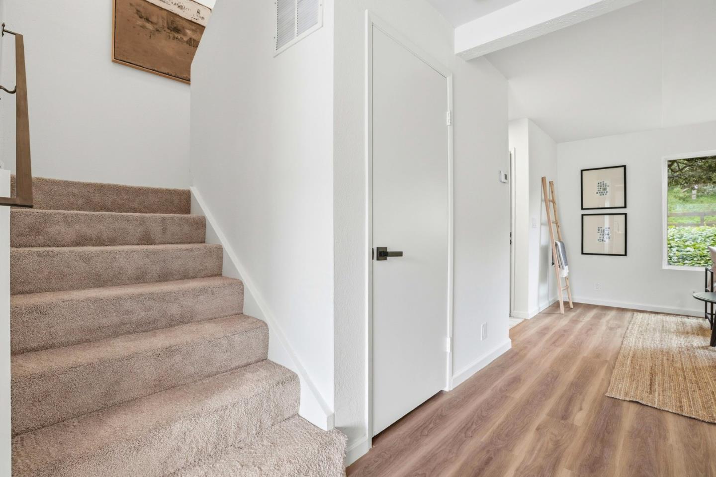 Detail Gallery Image 16 of 34 For Rosita Rd, Pacifica,  CA 94044 - 2 Beds | 1/1 Baths