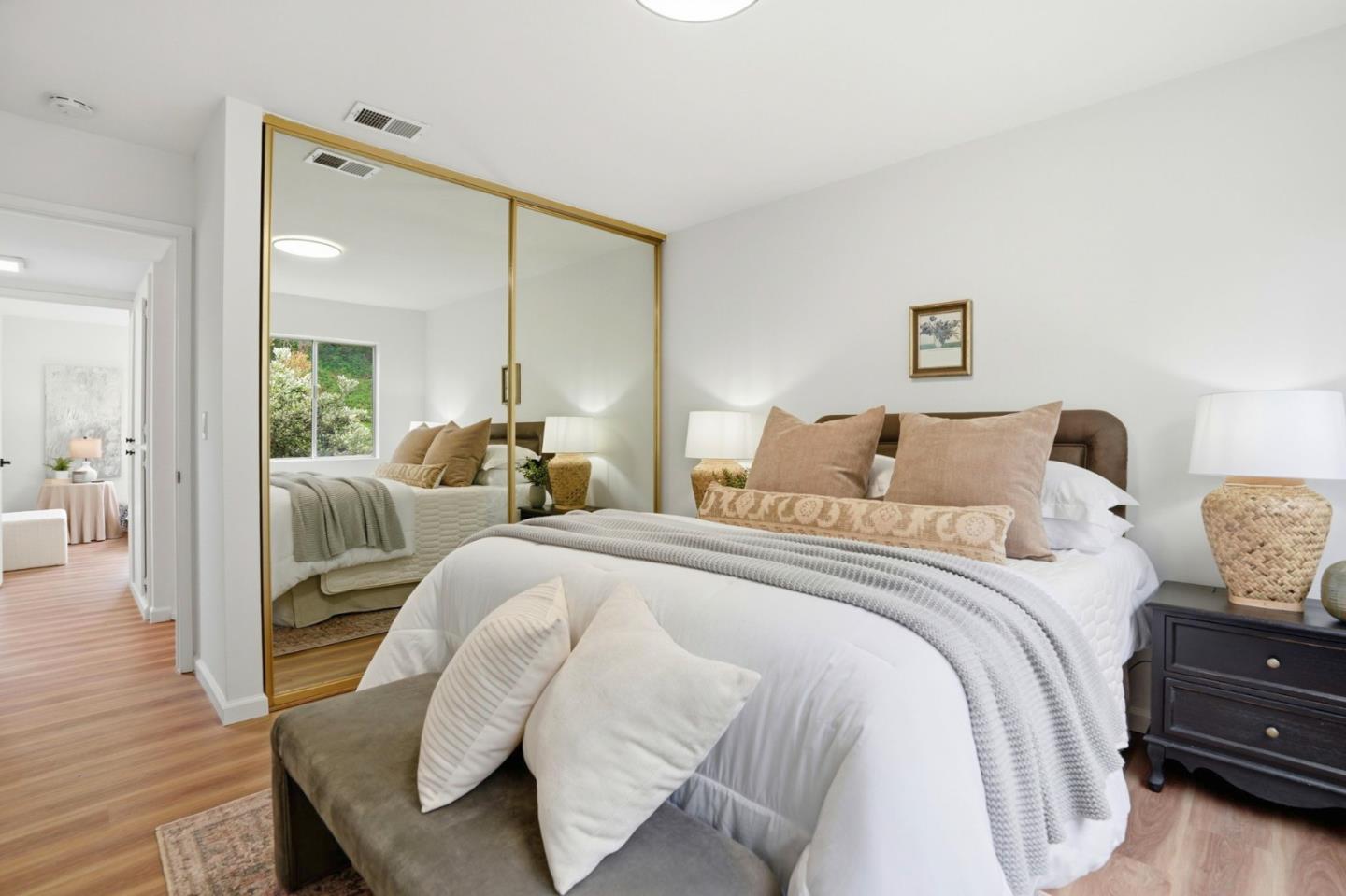 Detail Gallery Image 18 of 34 For Rosita Rd, Pacifica,  CA 94044 - 2 Beds | 1/1 Baths