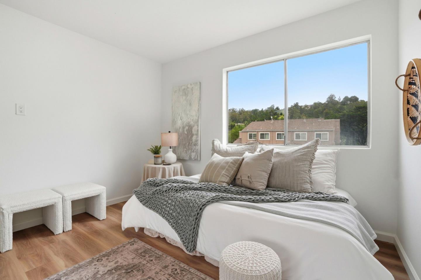 Detail Gallery Image 20 of 34 For Rosita Rd, Pacifica,  CA 94044 - 2 Beds | 1/1 Baths