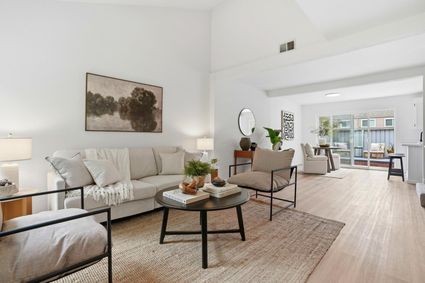 Detail Gallery Image 7 of 34 For Rosita Rd, Pacifica,  CA 94044 - 2 Beds | 1/1 Baths