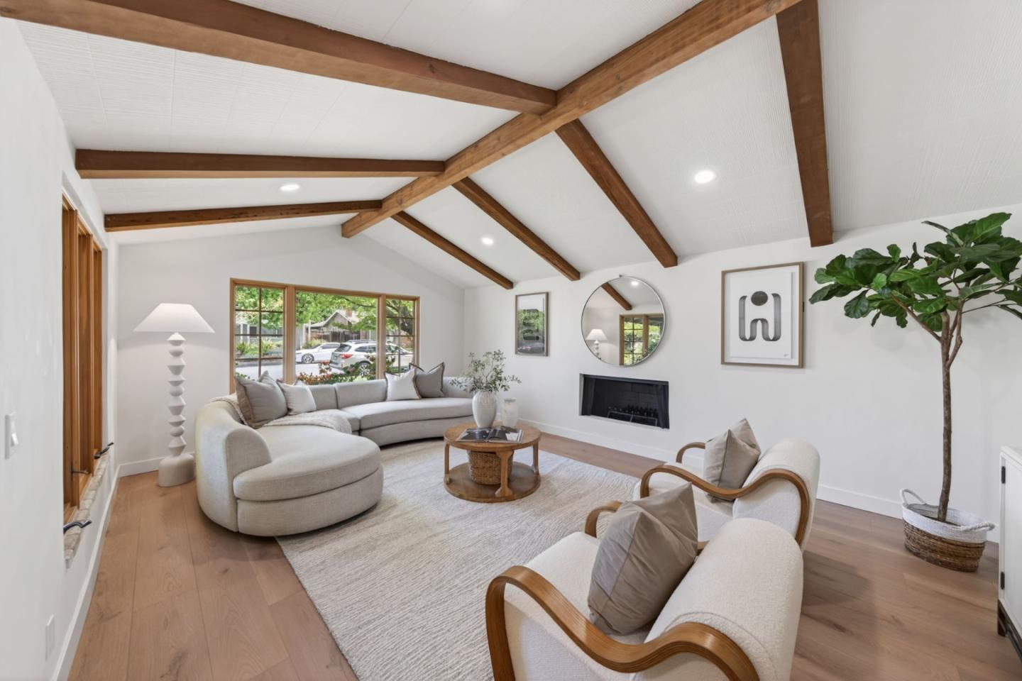 Detail Gallery Image 10 of 53 For 2734 Doverton Sq, Mountain View,  CA 94040 - 4 Beds | 2/1 Baths