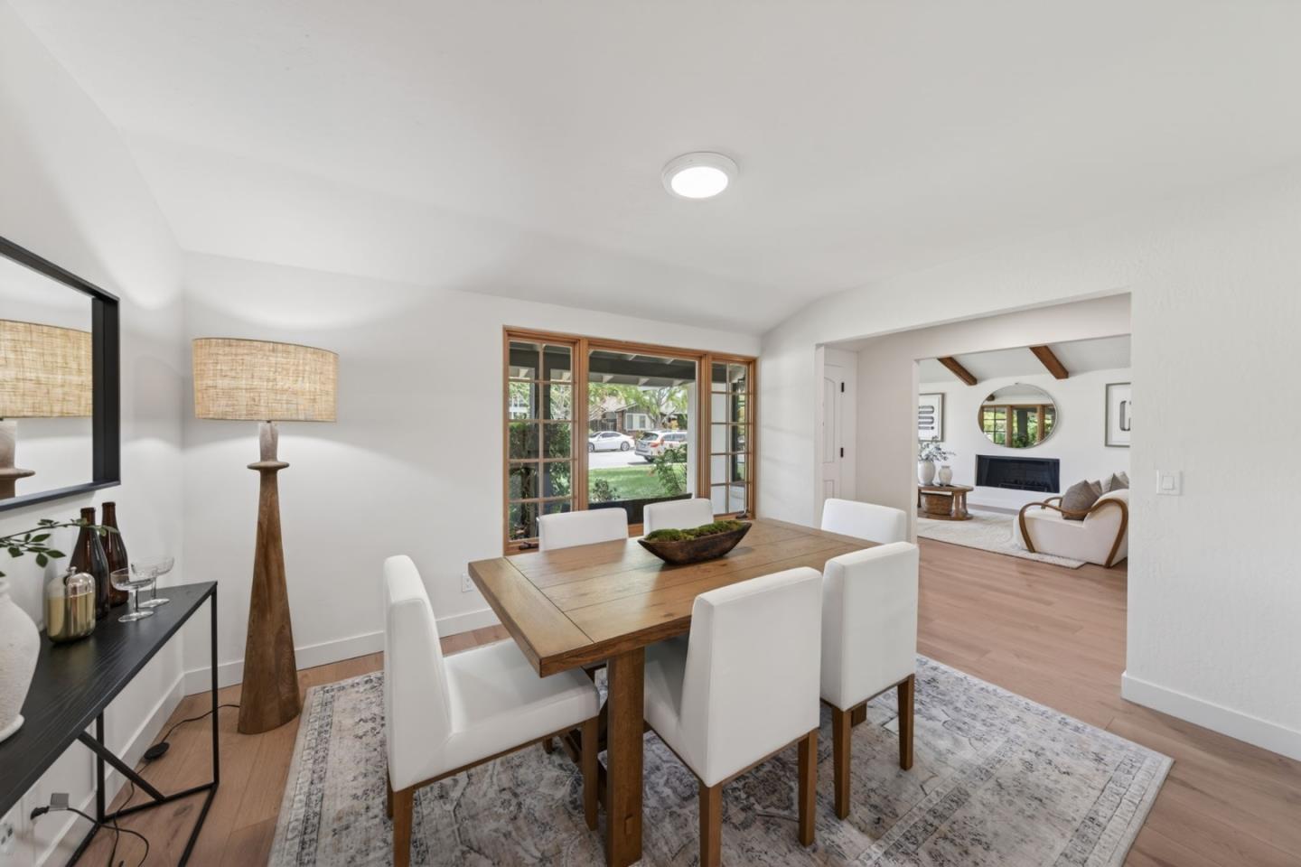 Detail Gallery Image 12 of 53 For 2734 Doverton Sq, Mountain View,  CA 94040 - 4 Beds | 2/1 Baths