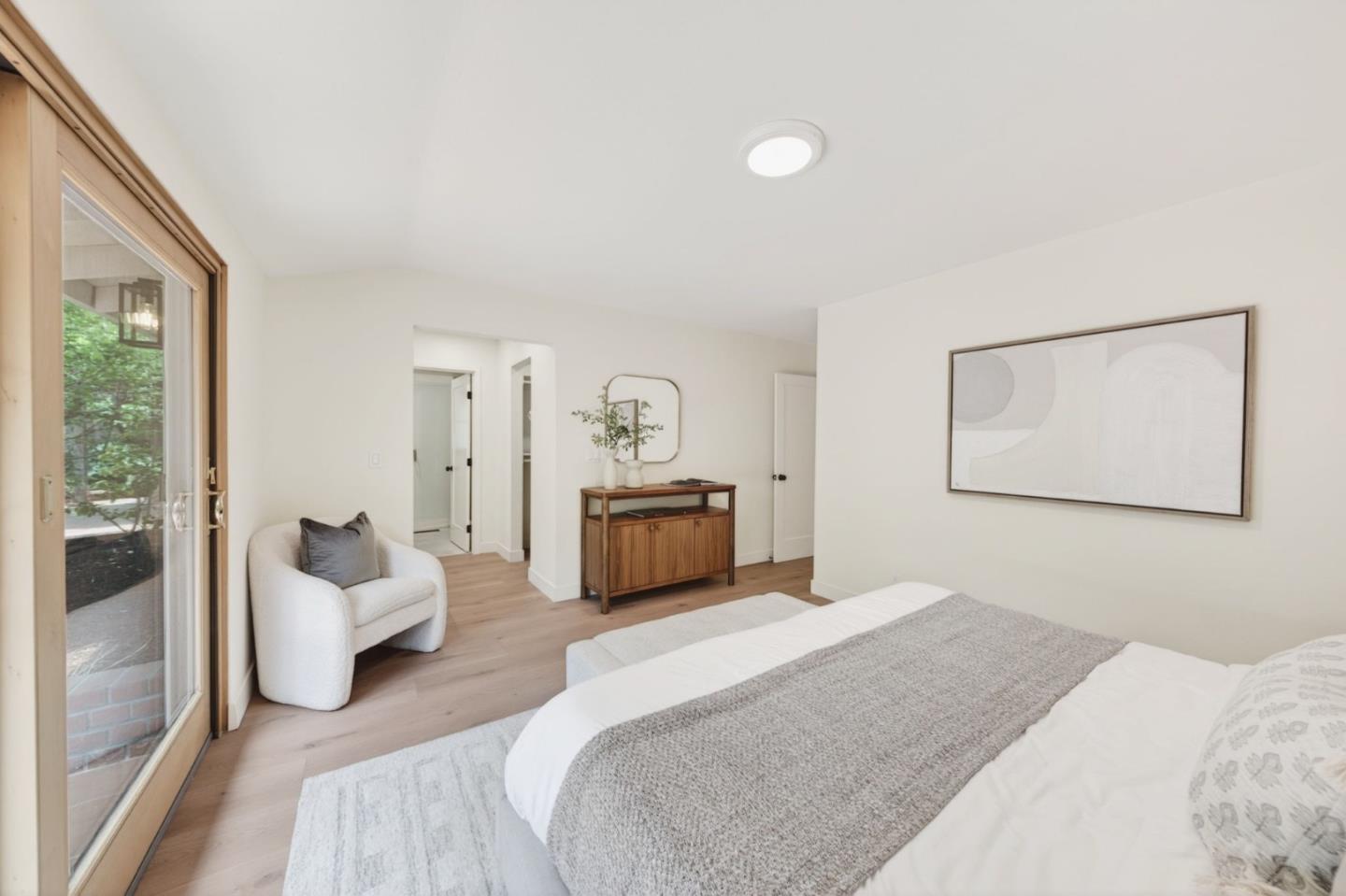 Detail Gallery Image 20 of 53 For 2734 Doverton Sq, Mountain View,  CA 94040 - 4 Beds | 2/1 Baths