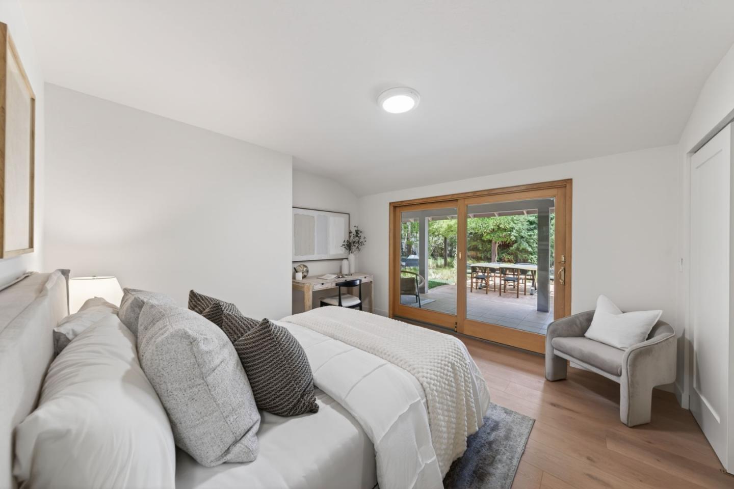 Detail Gallery Image 29 of 53 For 2734 Doverton Sq, Mountain View,  CA 94040 - 4 Beds | 2/1 Baths