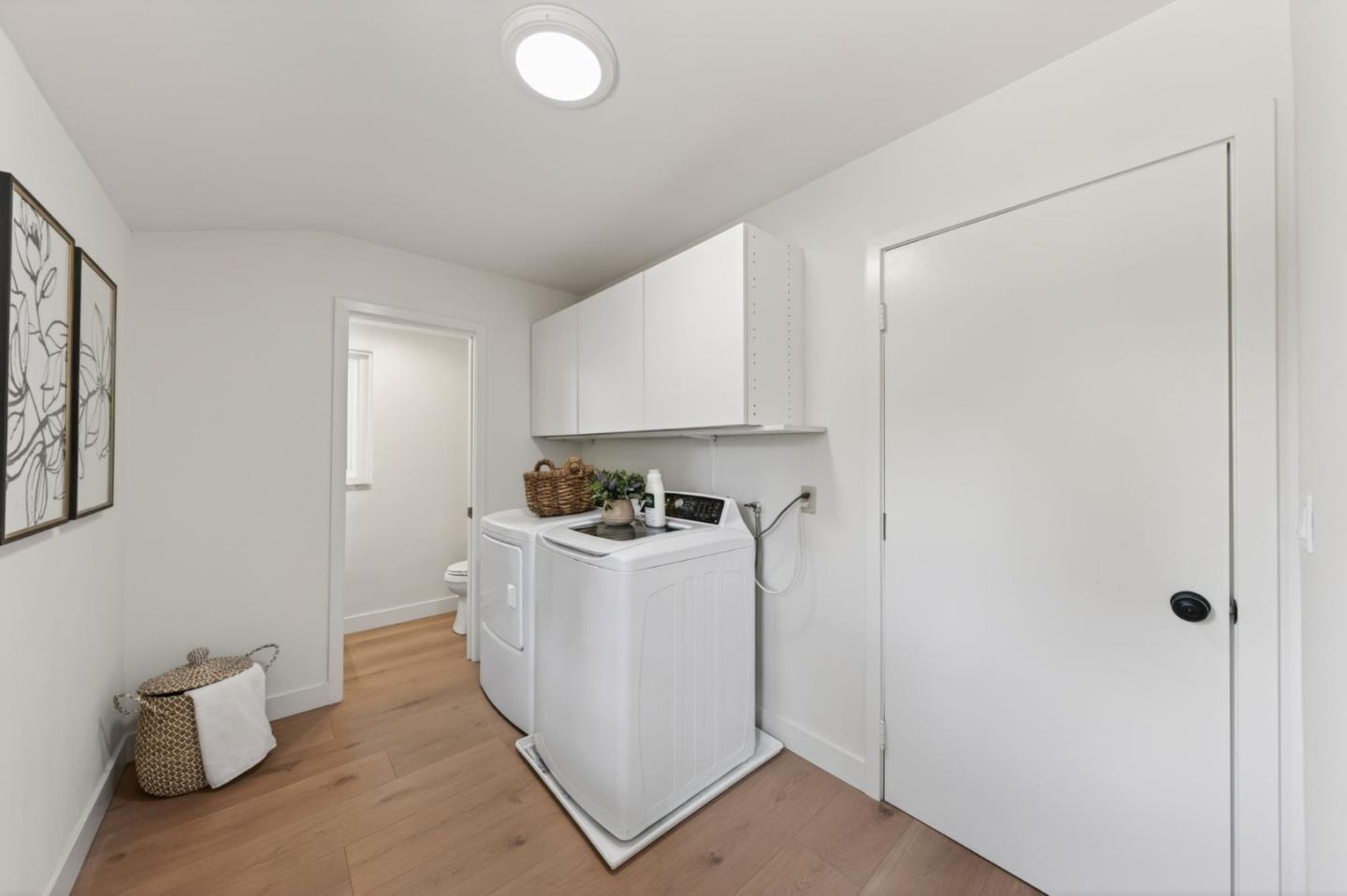 Detail Gallery Image 30 of 53 For 2734 Doverton Sq, Mountain View,  CA 94040 - 4 Beds | 2/1 Baths