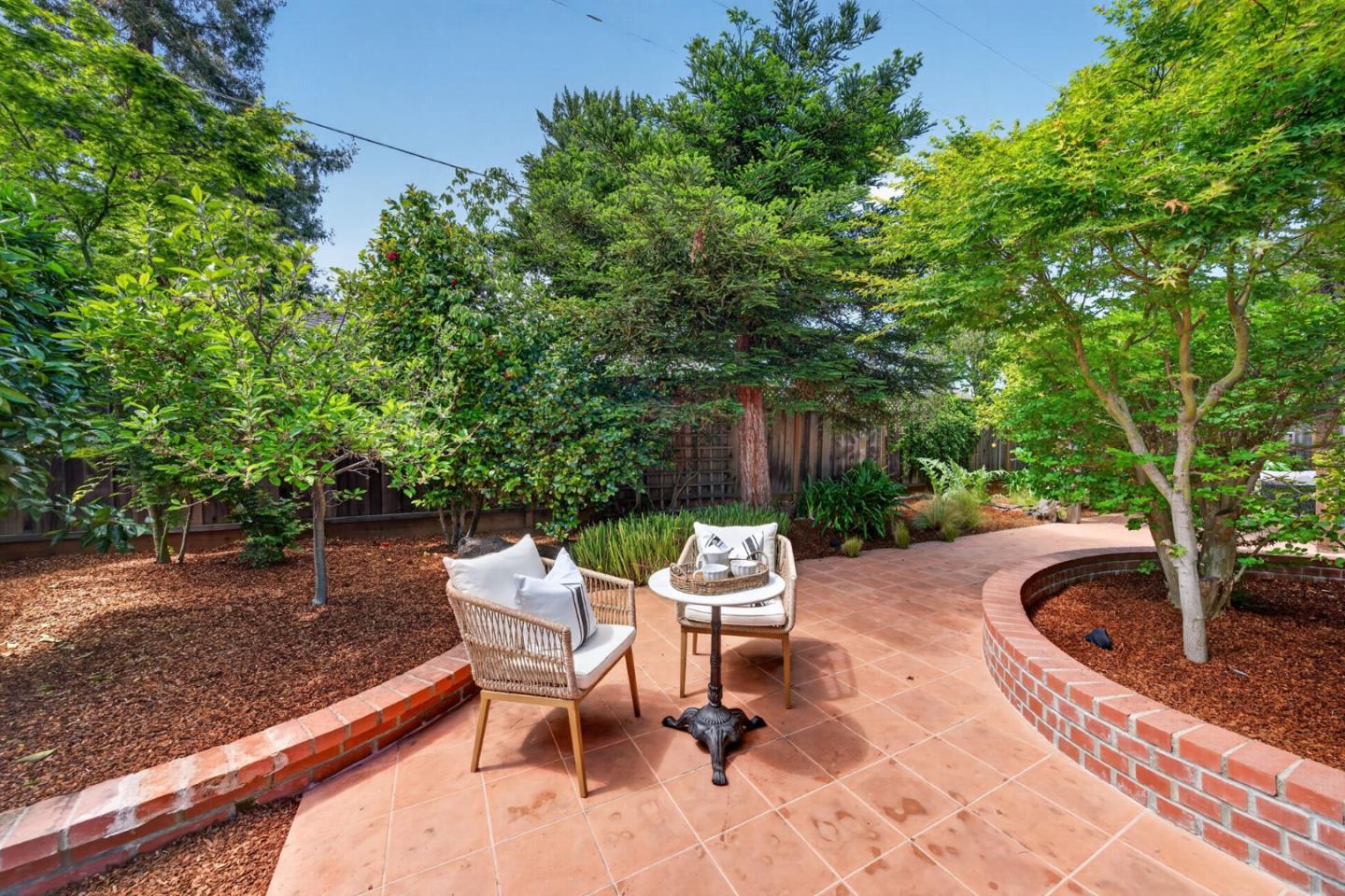 Detail Gallery Image 41 of 53 For 2734 Doverton Sq, Mountain View,  CA 94040 - 4 Beds | 2/1 Baths