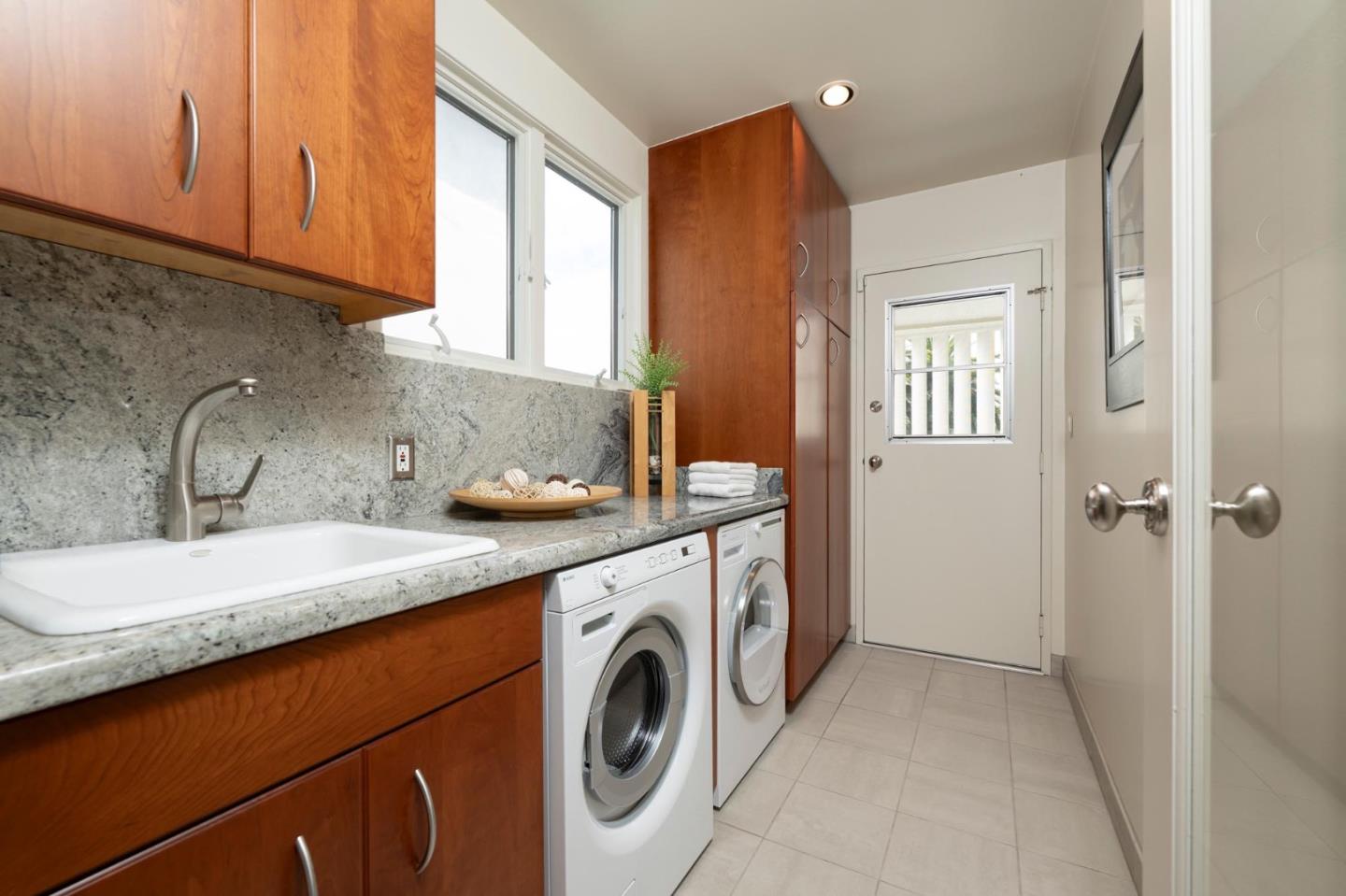 Detail Gallery Image 12 of 29 For 67 Parkside Ave, Daly City,  CA 94015 - 3 Beds | 2 Baths