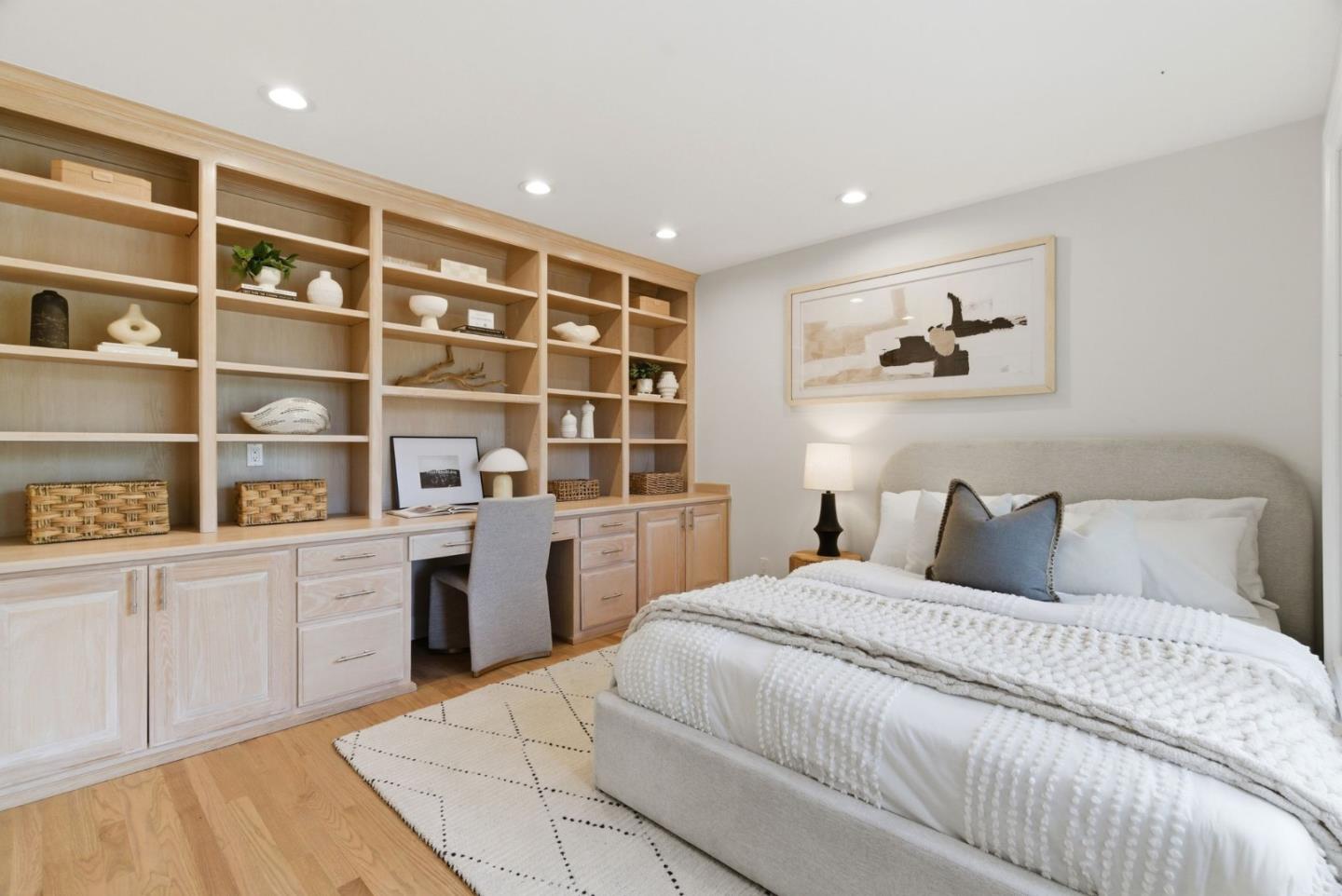 Detail Gallery Image 13 of 30 For 8 Almendra Ln, Los Altos,  CA 94022 - 4 Beds | 3 Baths