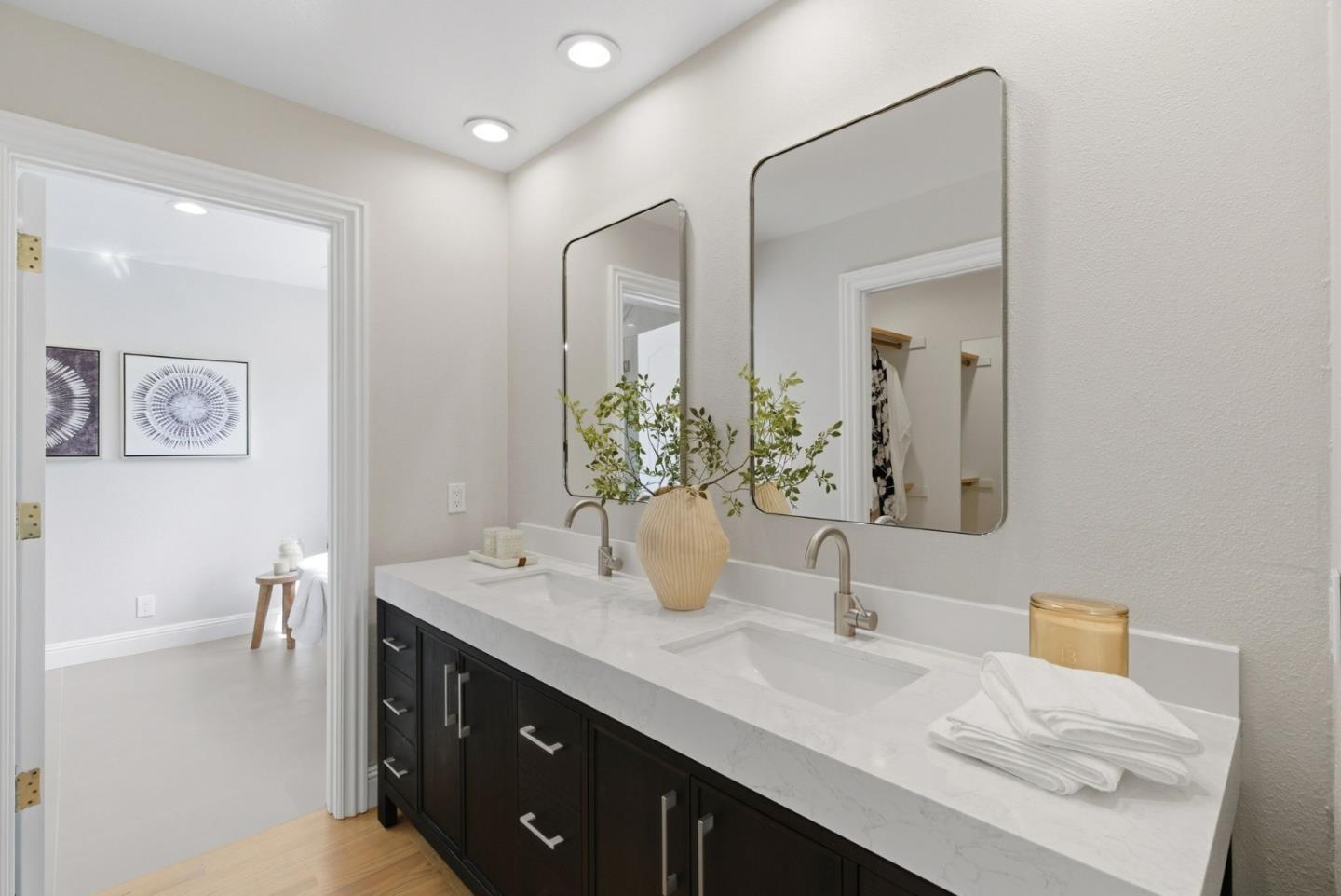 Detail Gallery Image 19 of 30 For 8 Almendra Ln, Los Altos,  CA 94022 - 4 Beds | 3 Baths