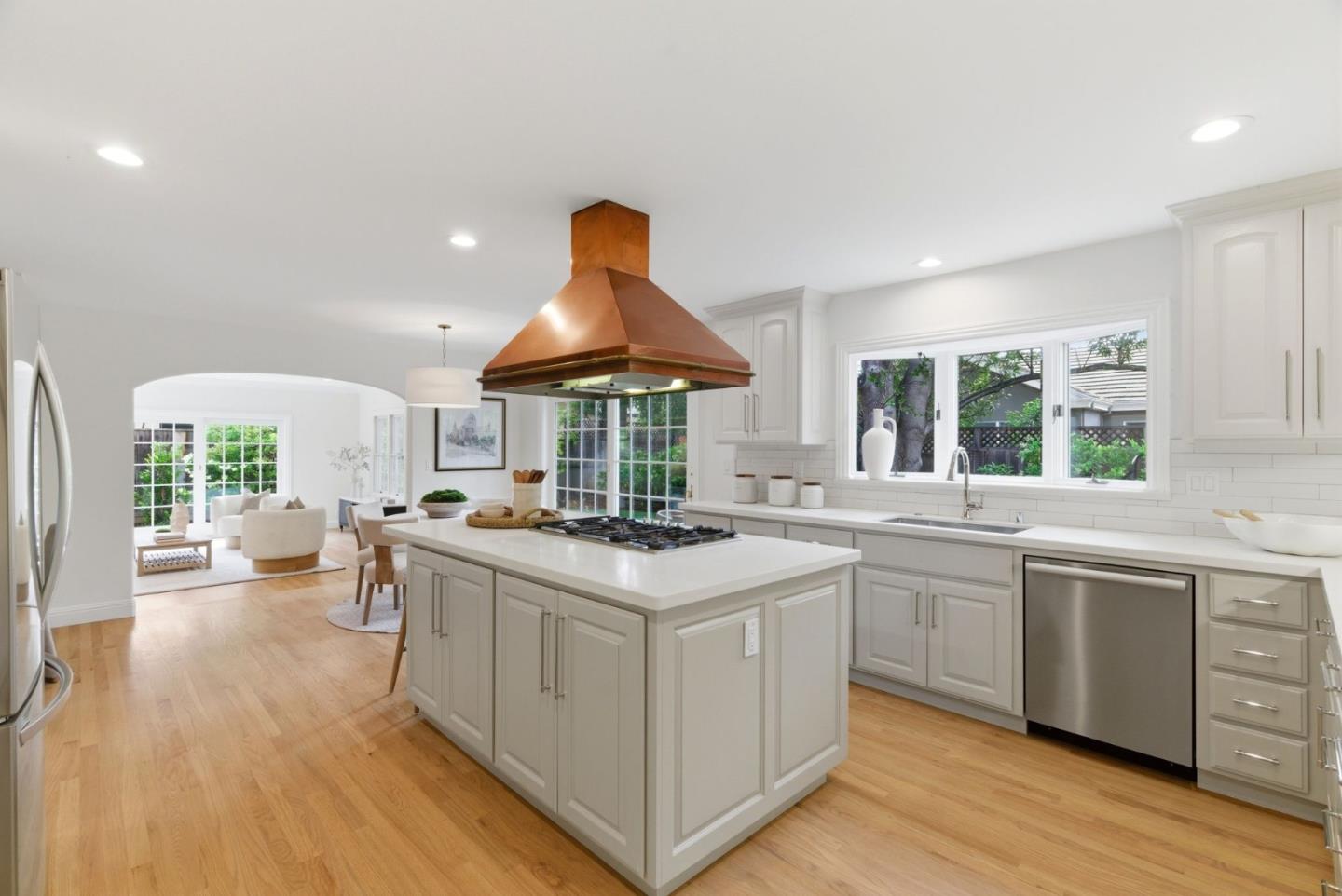 8 Almendra Lane, Los Altos, CA, 94022