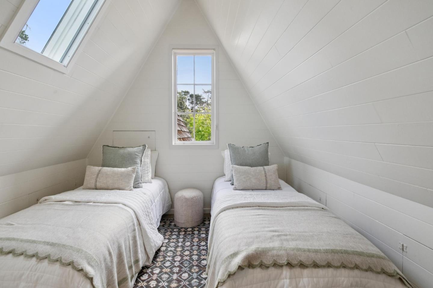 Detail Gallery Image 32 of 49 For 0 Guadalupe 2 Nw 3rd, Carmel,  CA 93921 - 4 Beds | 3/1 Baths