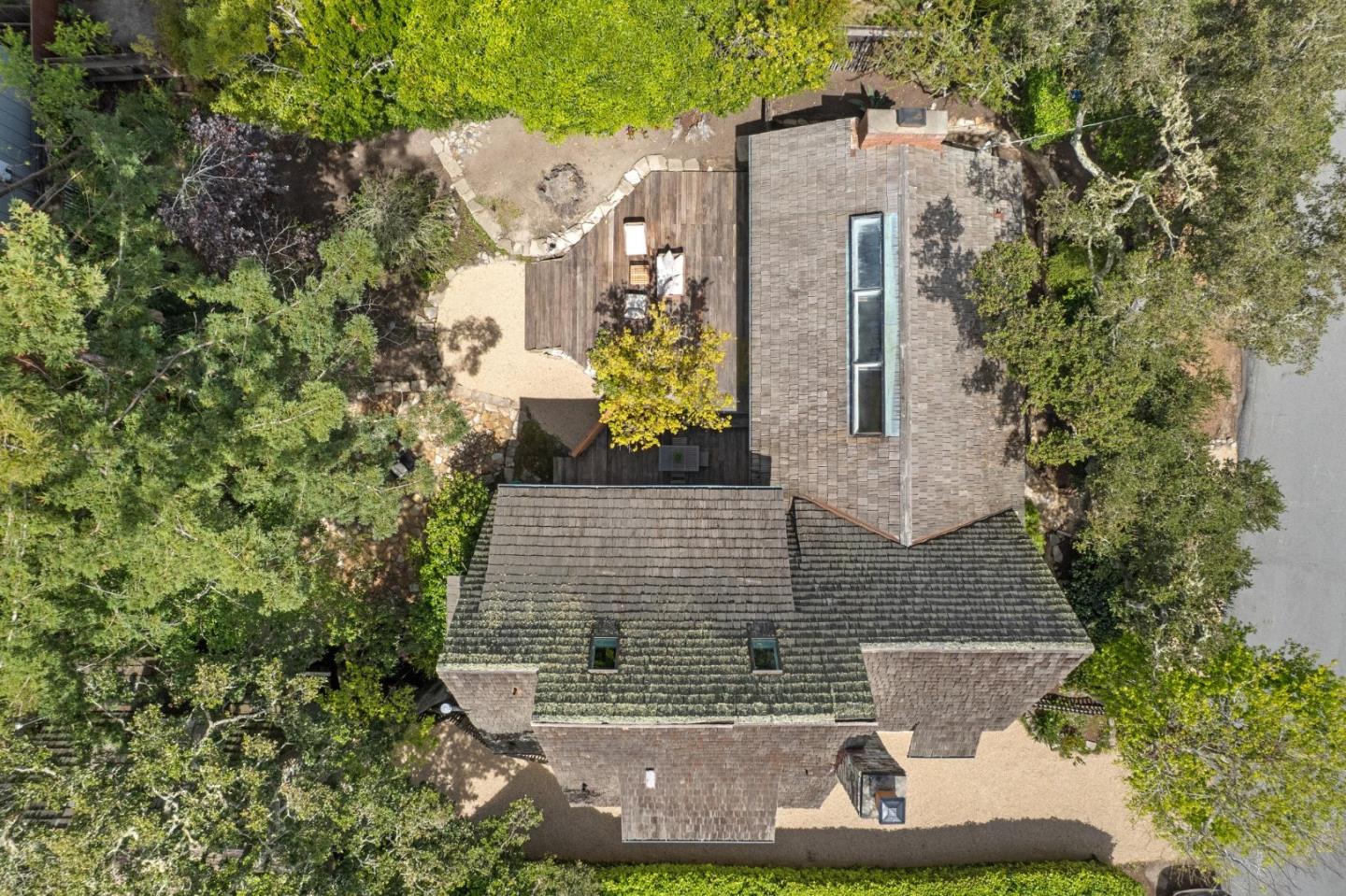 Detail Gallery Image 5 of 49 For 0 Guadalupe 2 Nw 3rd, Carmel,  CA 93921 - 4 Beds | 3/1 Baths