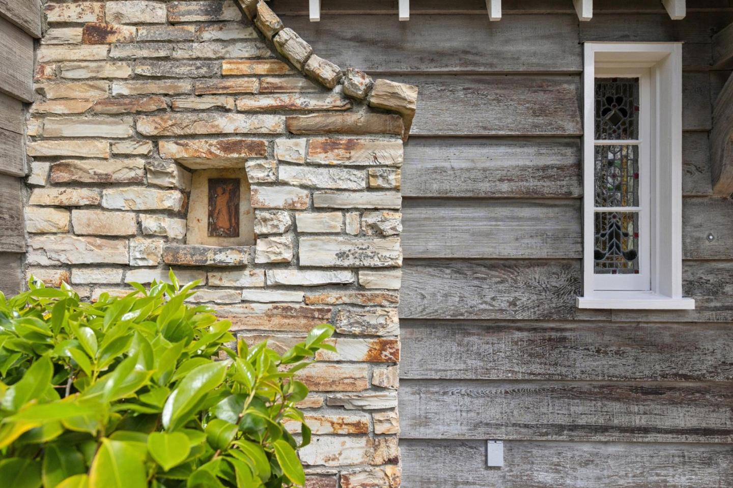 Detail Gallery Image 7 of 49 For 0 Guadalupe 2 Nw 3rd, Carmel,  CA 93921 - 4 Beds | 3/1 Baths