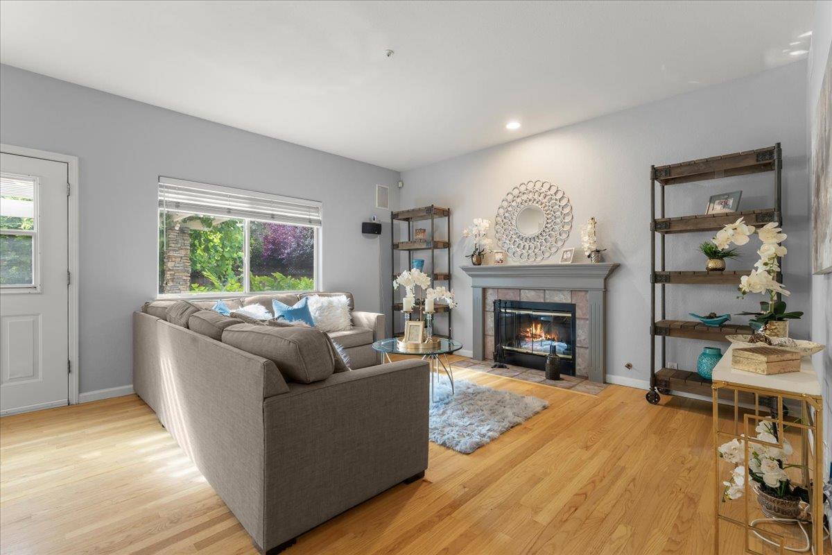 Detail Gallery Image 13 of 37 For 17115 Rosemary Cir, Morgan Hill,  CA 95037 - 4 Beds | 3 Baths