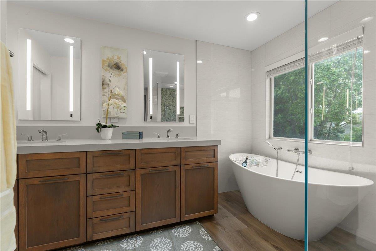 Detail Gallery Image 19 of 37 For 17115 Rosemary Cir, Morgan Hill,  CA 95037 - 4 Beds | 3 Baths