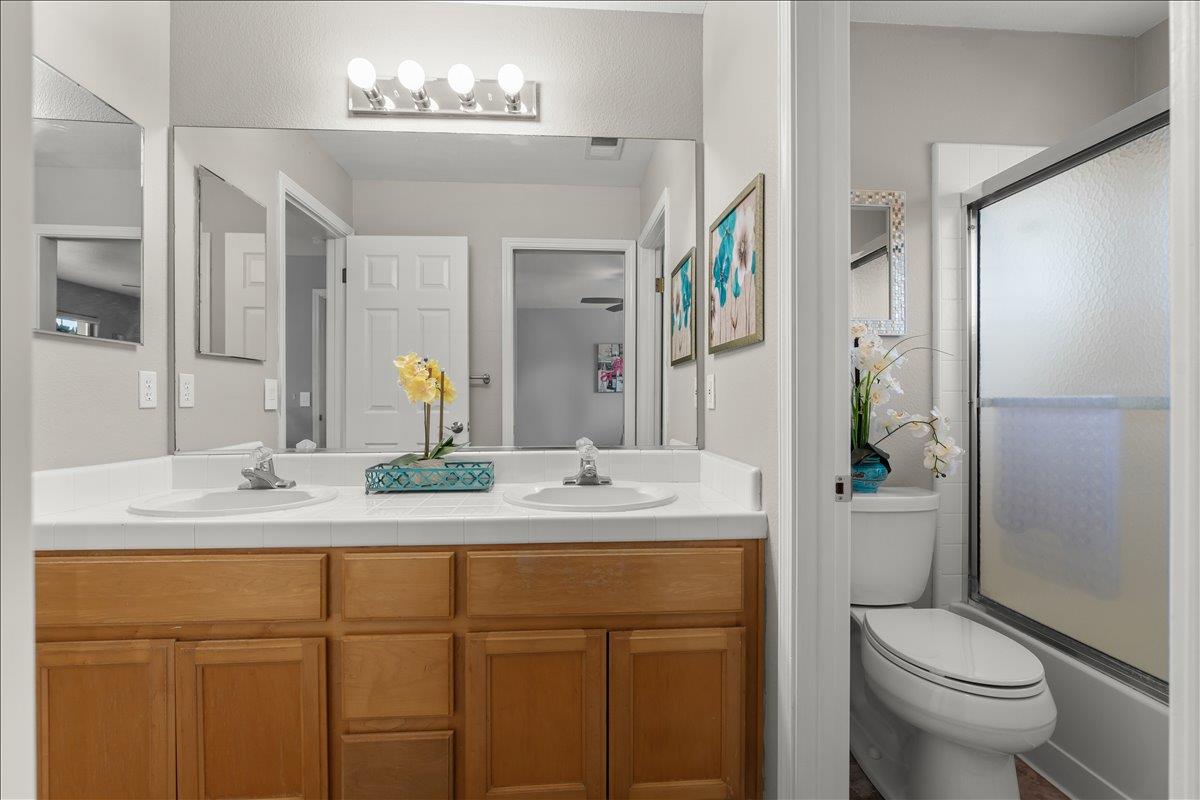 Detail Gallery Image 23 of 37 For 17115 Rosemary Cir, Morgan Hill,  CA 95037 - 4 Beds | 3 Baths