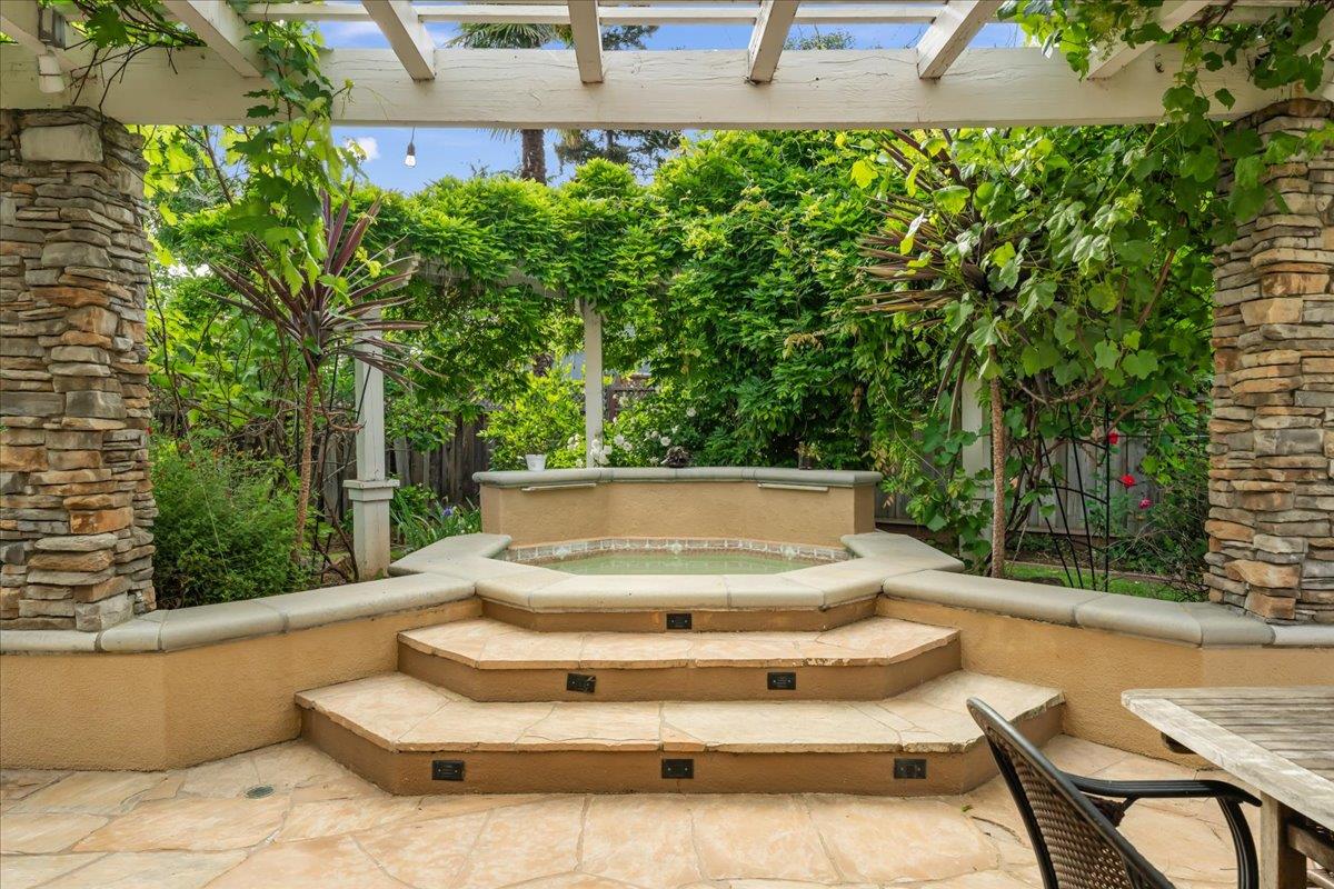 Detail Gallery Image 27 of 37 For 17115 Rosemary Cir, Morgan Hill,  CA 95037 - 4 Beds | 3 Baths