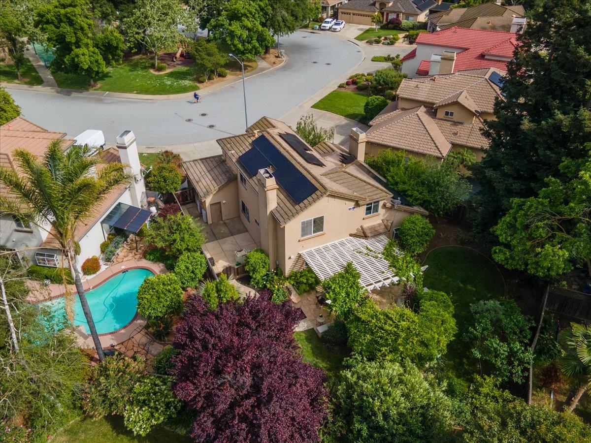 Detail Gallery Image 34 of 37 For 17115 Rosemary Cir, Morgan Hill,  CA 95037 - 4 Beds | 3 Baths