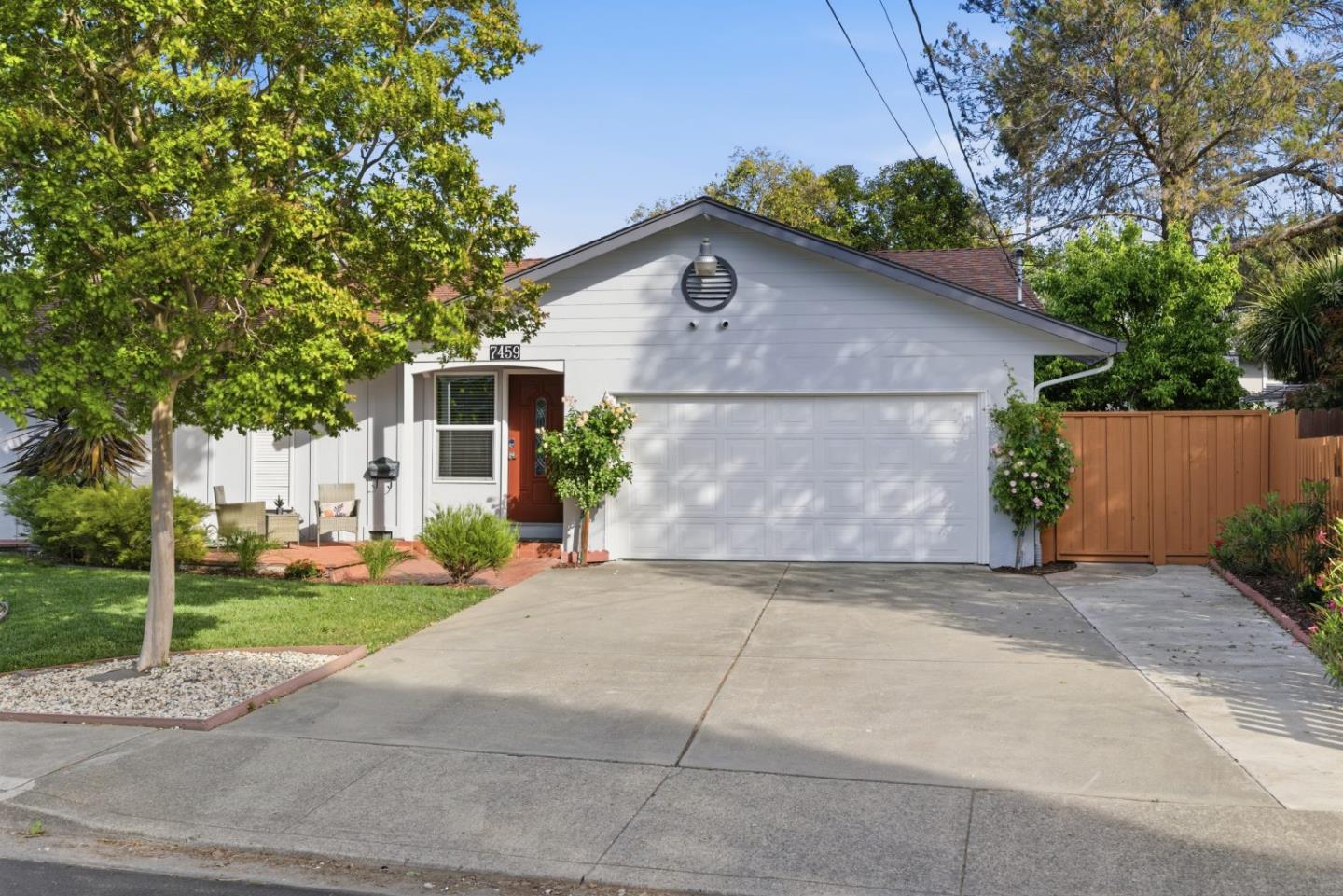 Detail Gallery Image 4 of 50 For 7459 Interlachen Ave, San Ramon,  CA 94583 - 3 Beds | 2 Baths