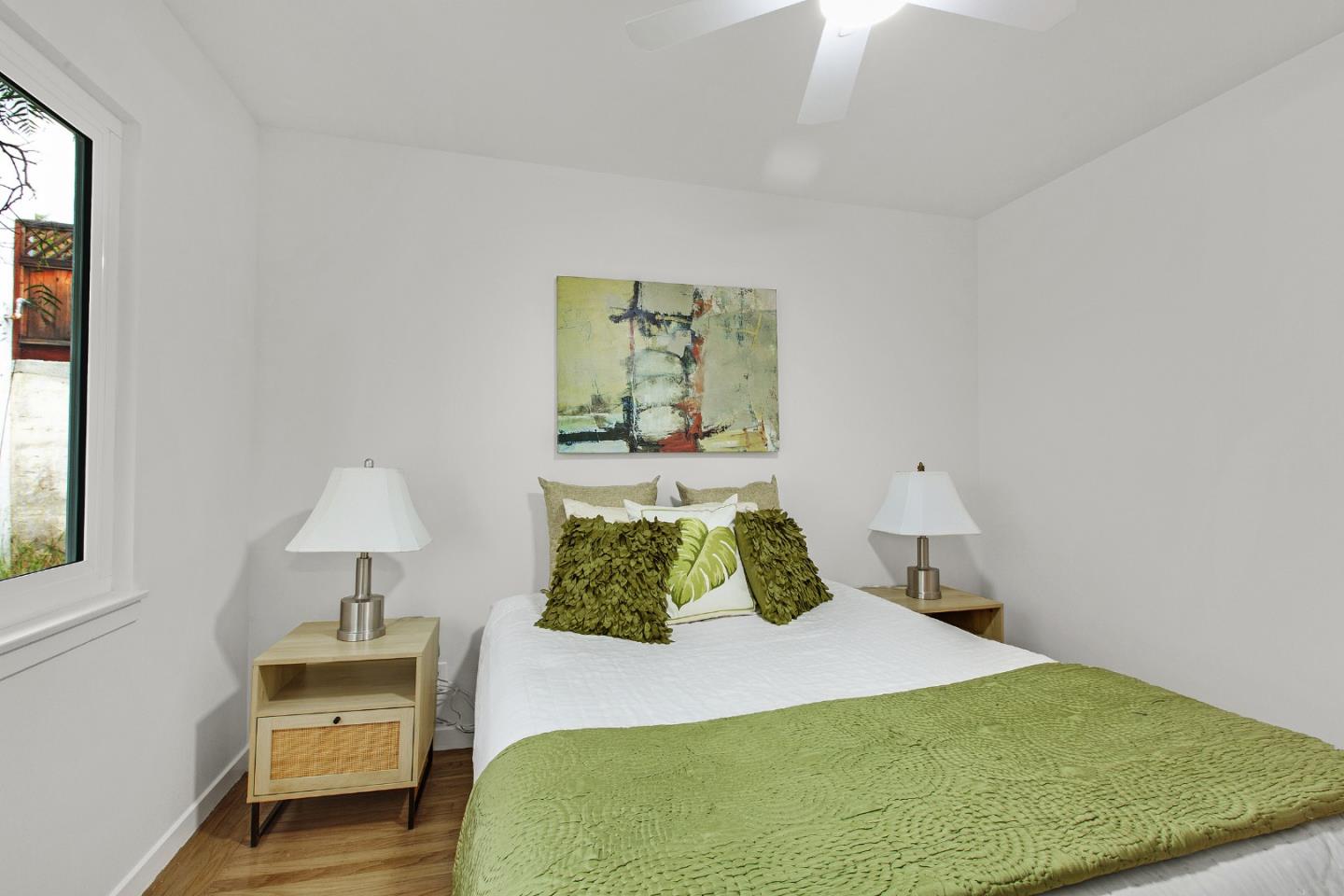 Detail Gallery Image 19 of 32 For 209 Clifton Ave, San Carlos,  CA 94070 - 3 Beds | 3 Baths