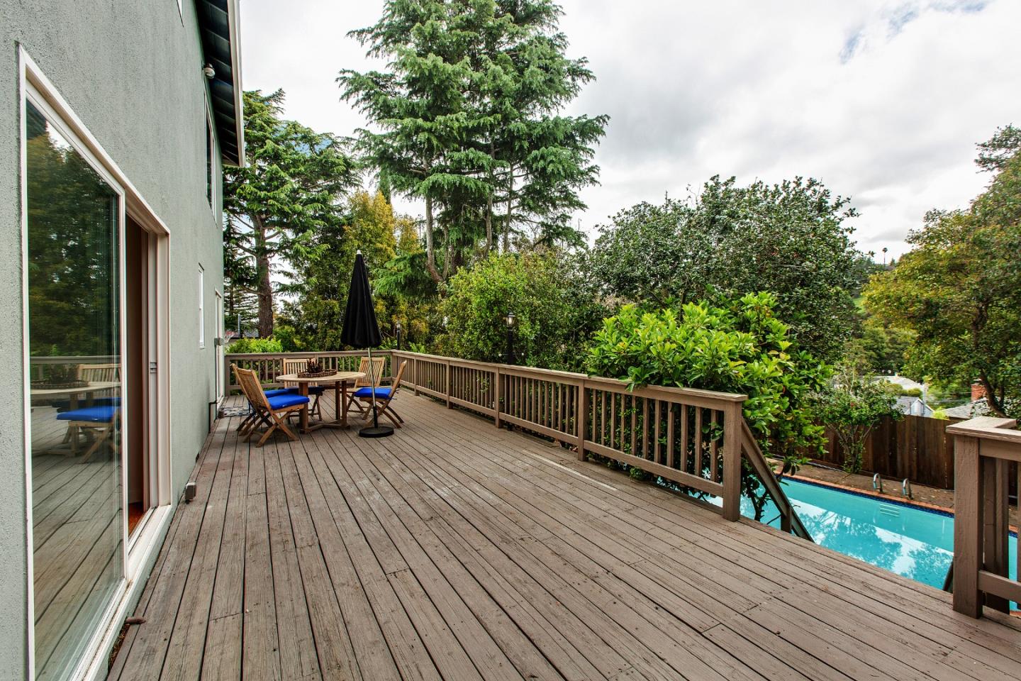 Detail Gallery Image 29 of 32 For 209 Clifton Ave, San Carlos,  CA 94070 - 3 Beds | 3 Baths