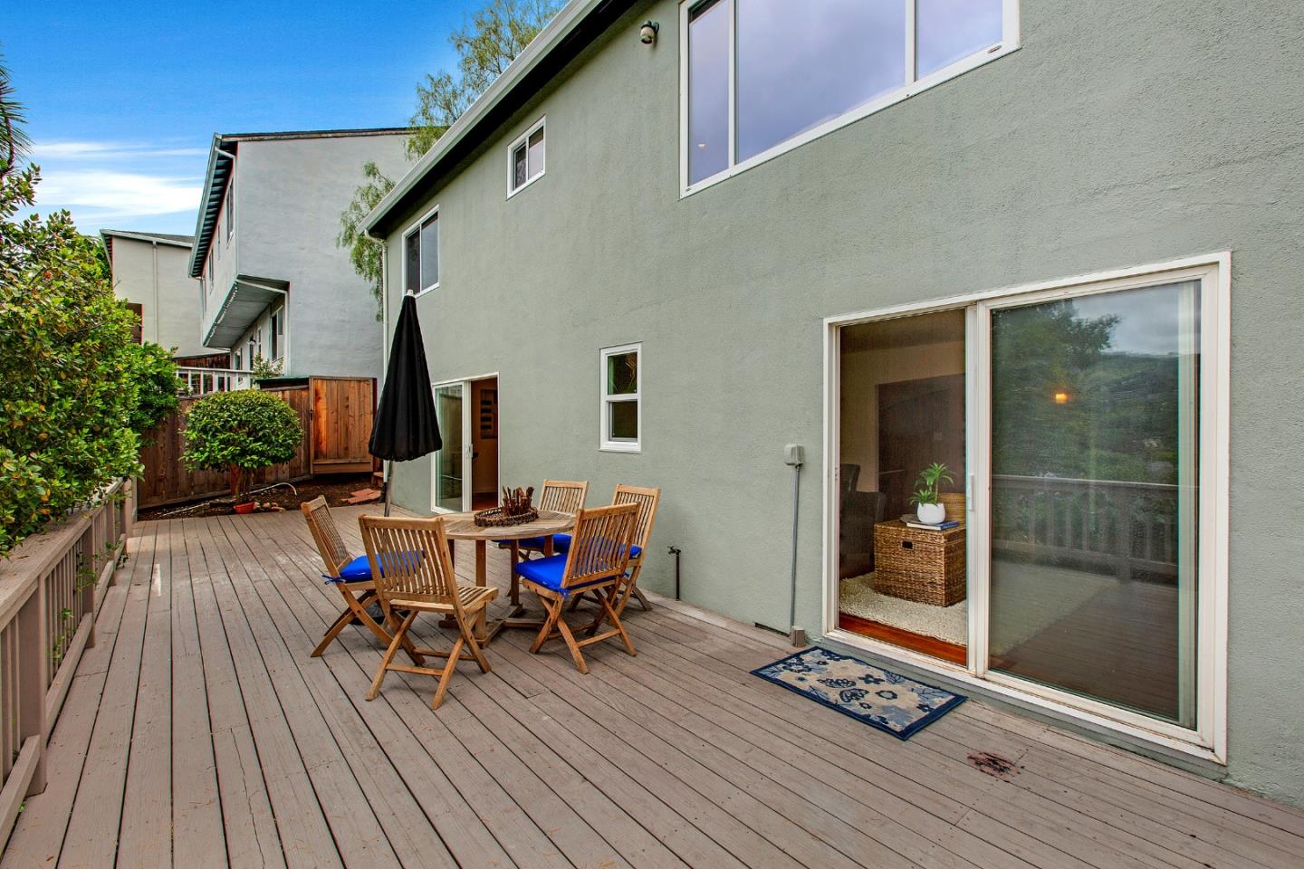 Detail Gallery Image 32 of 32 For 209 Clifton Ave, San Carlos,  CA 94070 - 3 Beds | 3 Baths