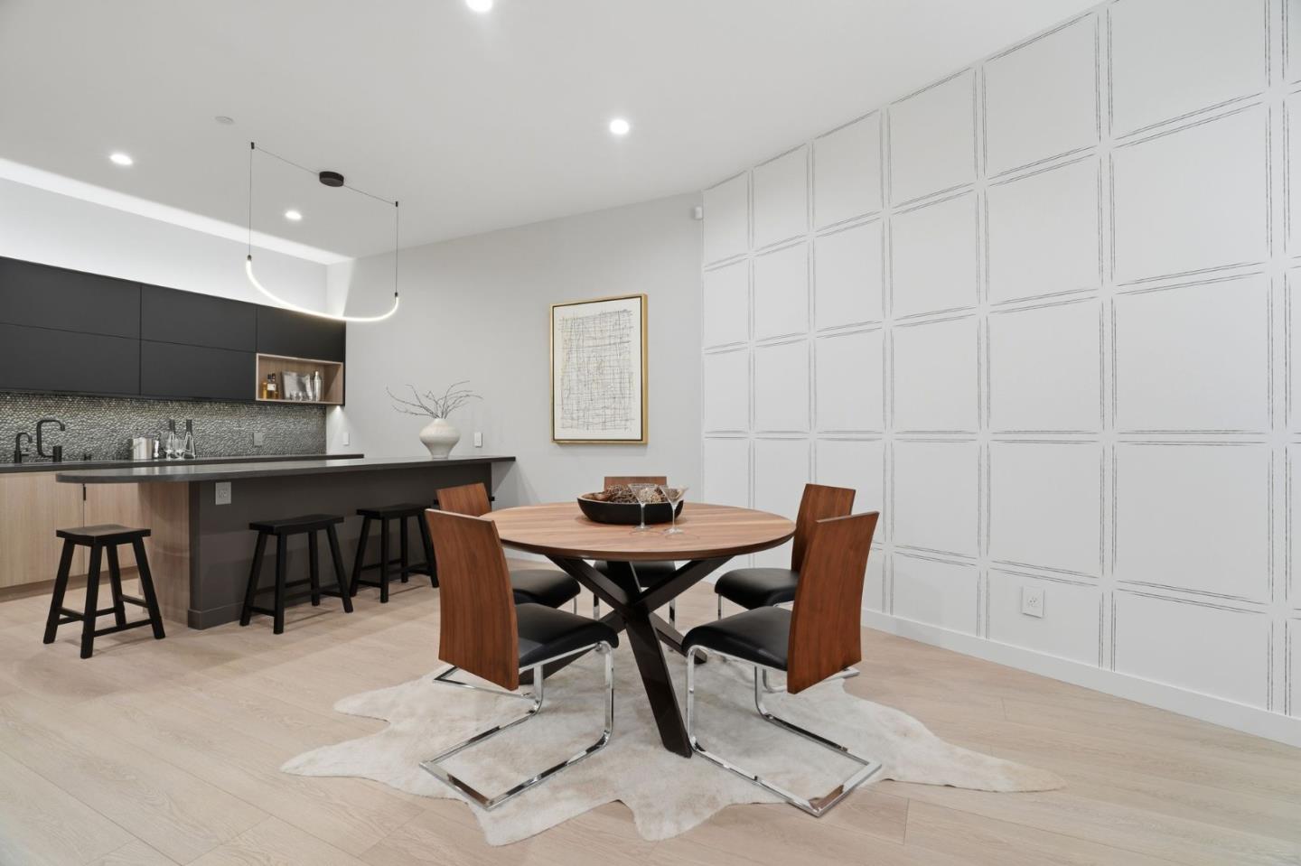 Detail Gallery Image 41 of 75 For 90 Crescent Dr, Palo Alto,  CA 94301 - 6 Beds | 5/2 Baths