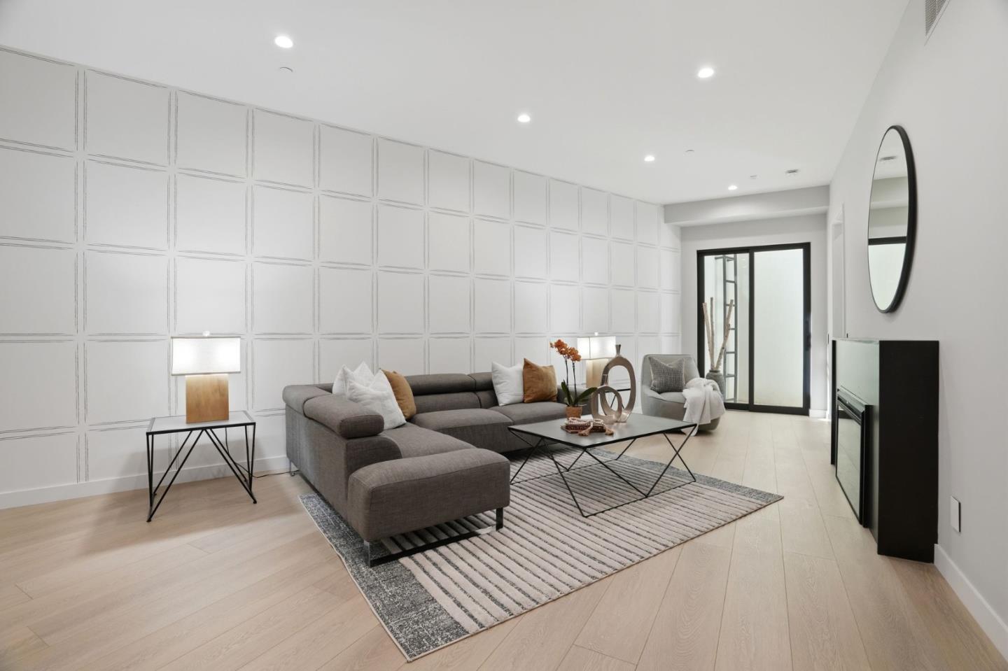 Detail Gallery Image 42 of 75 For 90 Crescent Dr, Palo Alto,  CA 94301 - 6 Beds | 5/2 Baths