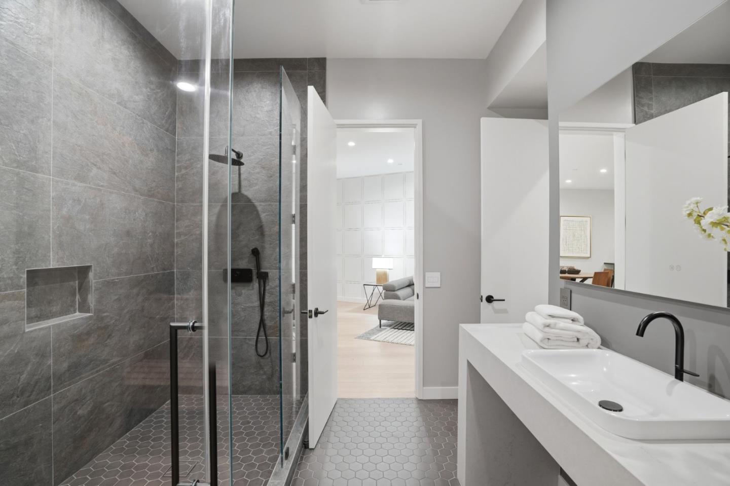 Detail Gallery Image 45 of 75 For 90 Crescent Dr, Palo Alto,  CA 94301 - 6 Beds | 5/2 Baths