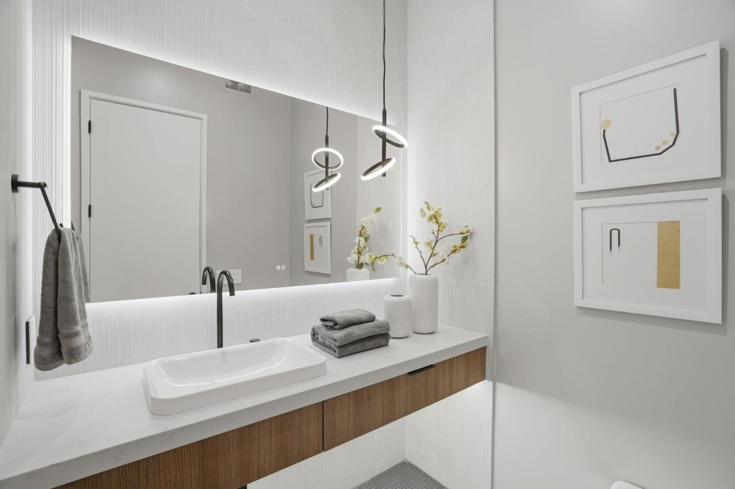 Detail Gallery Image 47 of 75 For 90 Crescent Dr, Palo Alto,  CA 94301 - 6 Beds | 5/2 Baths