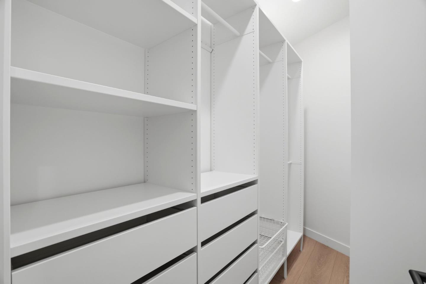 Detail Gallery Image 54 of 75 For 90 Crescent Dr, Palo Alto,  CA 94301 - 6 Beds | 5/2 Baths