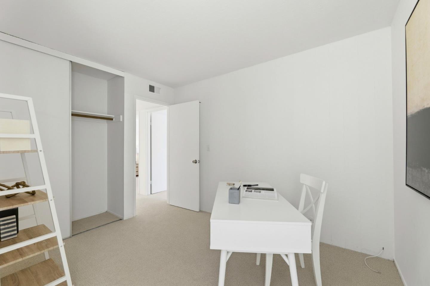 Detail Gallery Image 28 of 37 For 518 N Castlerock Ter, Sunnyvale,  CA 94087 - 3 Beds | 2/1 Baths