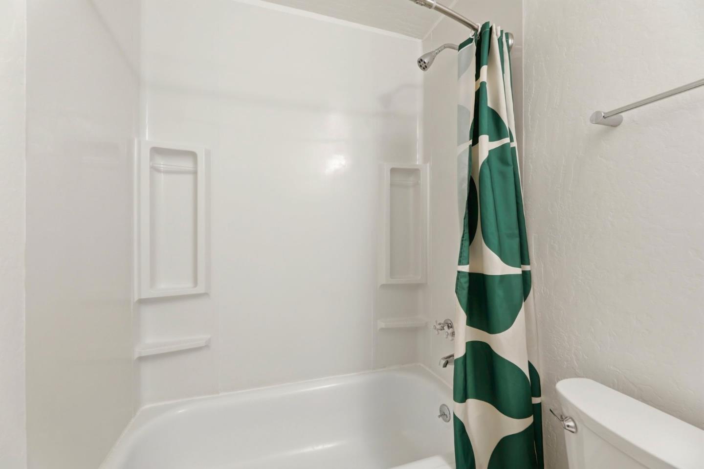 Detail Gallery Image 30 of 37 For 518 N Castlerock Ter, Sunnyvale,  CA 94087 - 3 Beds | 2/1 Baths