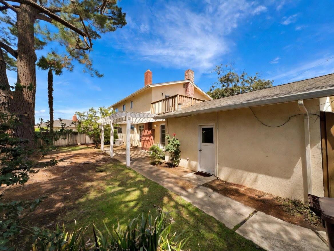 Detail Gallery Image 23 of 25 For 16970 Placer Oaks Rd, Los Gatos,  CA 95032 - 5 Beds | 3 Baths