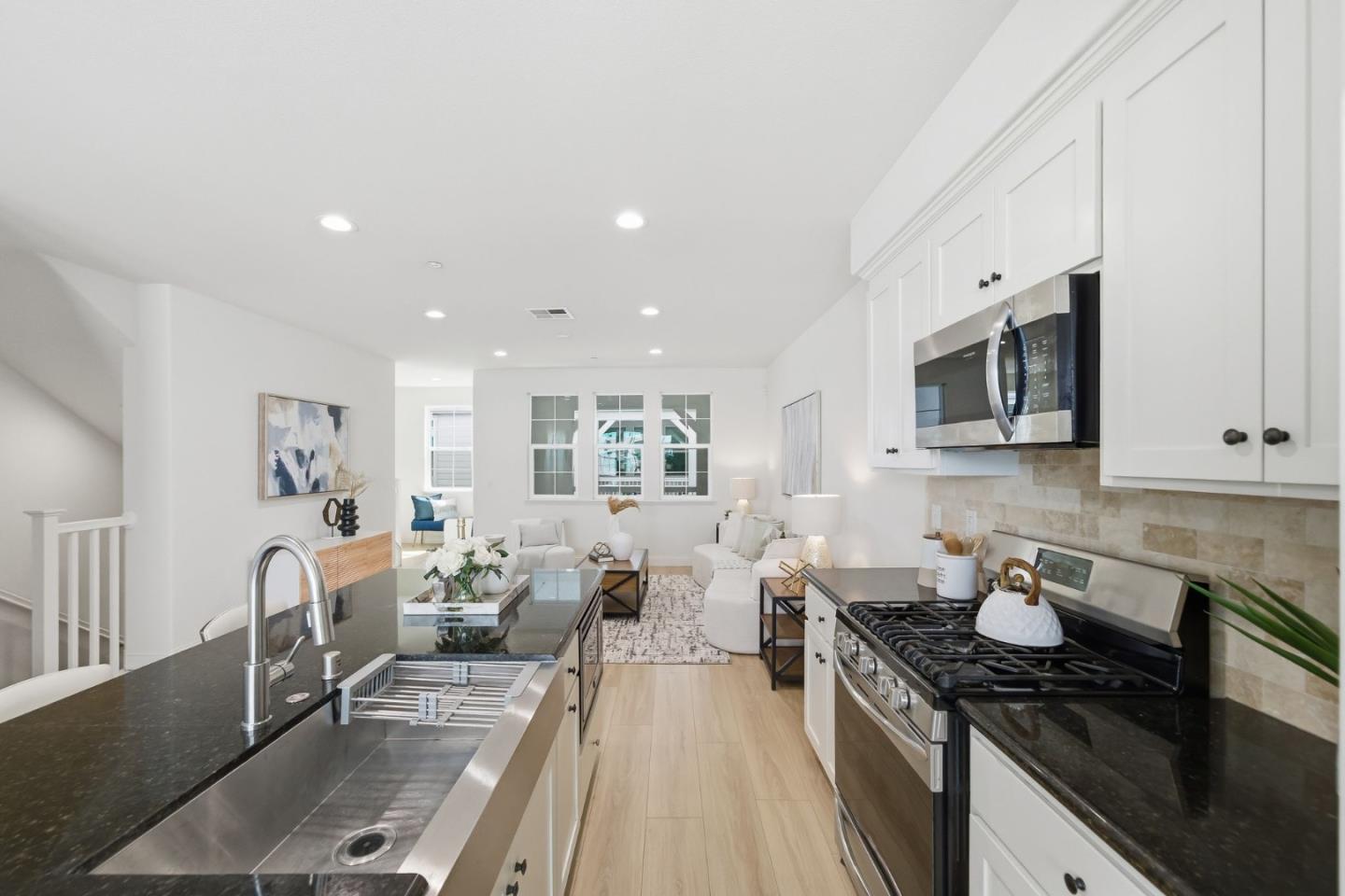 Photo #10: ML82043273 Listing: Photo #10
