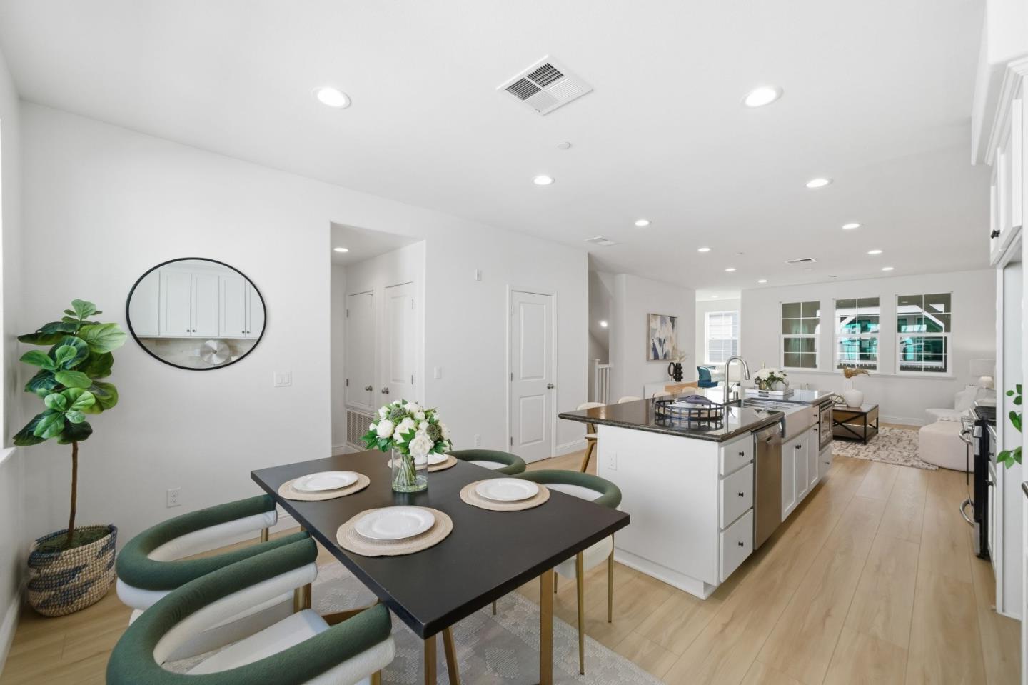 Photo #13: ML82043273 Listing: Photo #13