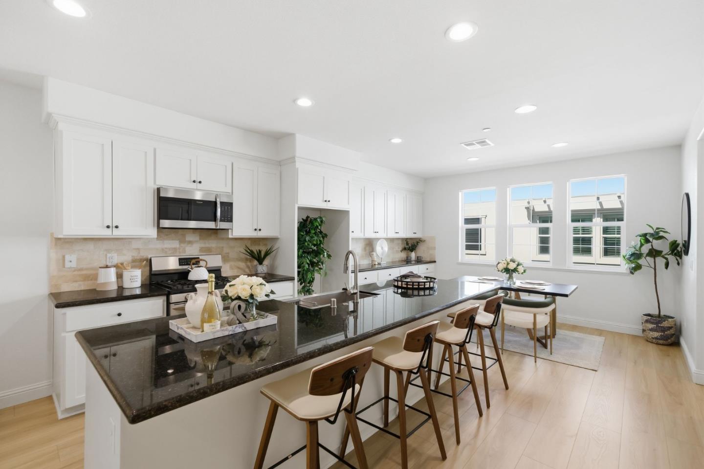 Photo #15: ML82043273 Listing: Photo #15