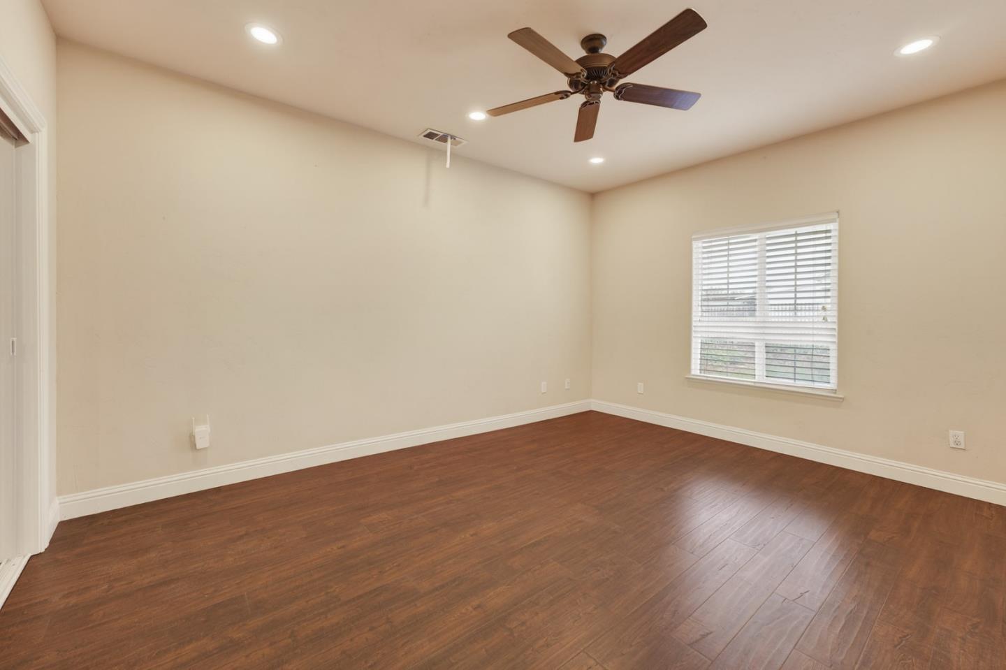 Detail Gallery Image 28 of 67 For 5317 Mesa Dr, Oakdale,  CA 95361 - 5 Beds | 4 Baths