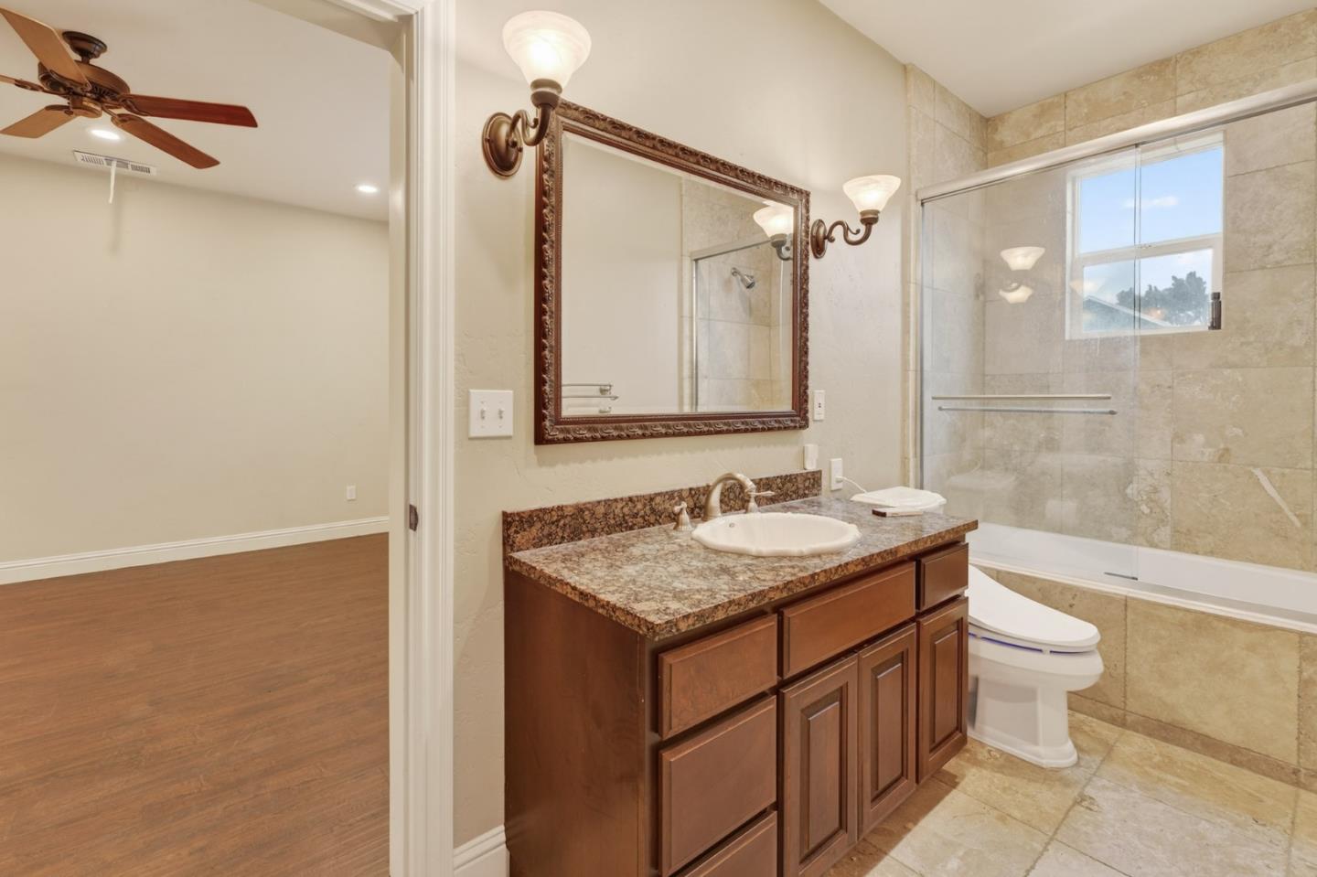 Detail Gallery Image 34 of 67 For 5317 Mesa Dr, Oakdale,  CA 95361 - 5 Beds | 4 Baths