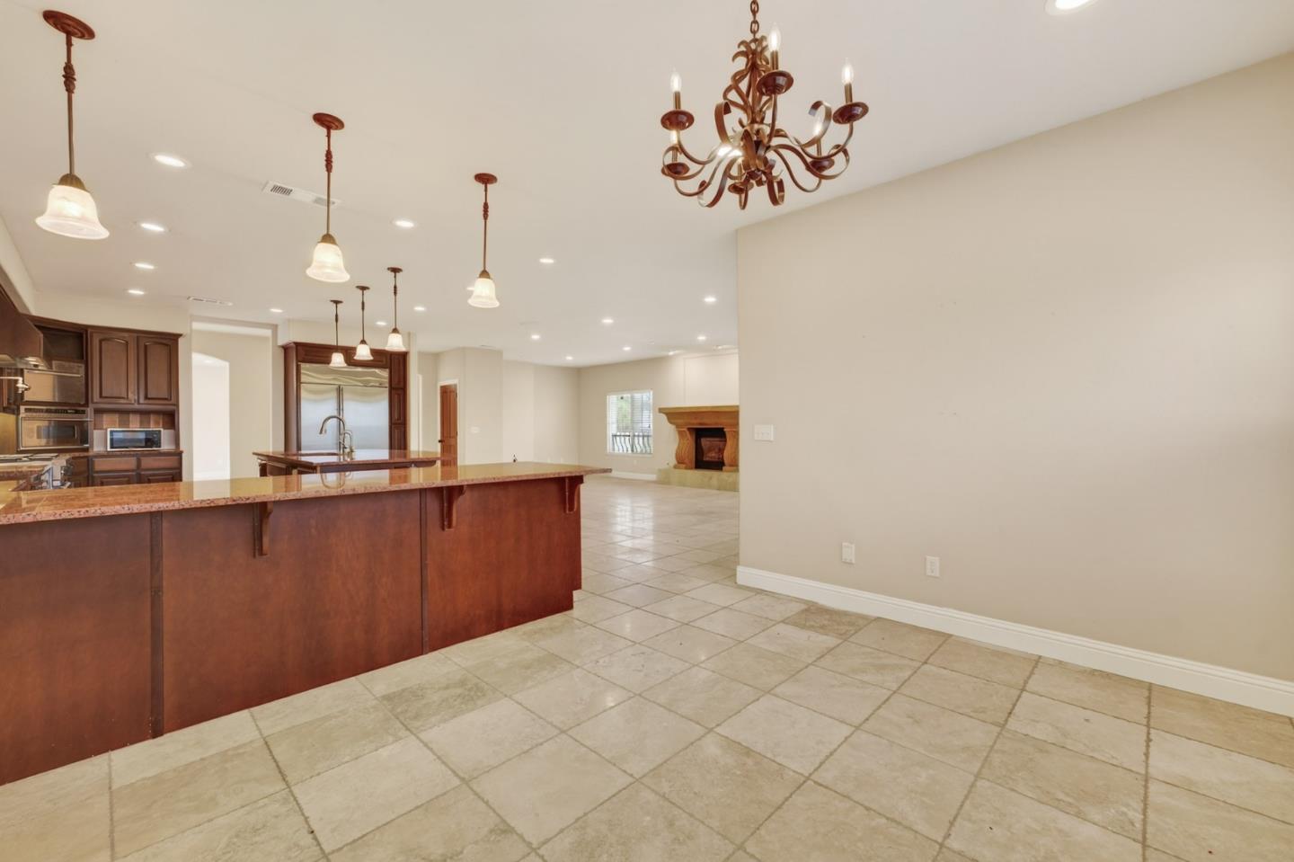 Detail Gallery Image 39 of 67 For 5317 Mesa Dr, Oakdale,  CA 95361 - 5 Beds | 4 Baths