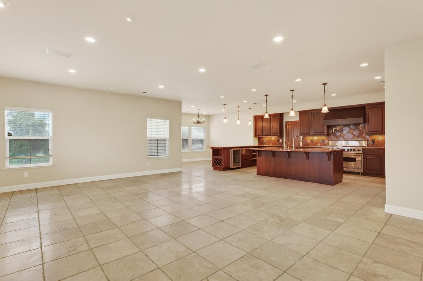 Detail Gallery Image 50 of 67 For 5317 Mesa Dr, Oakdale,  CA 95361 - 5 Beds | 4 Baths