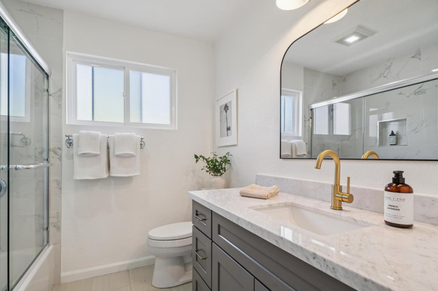 Detail Gallery Image 30 of 31 For 1244 Rose Ave, Mountain View,  CA 94040 - 4 Beds | 2 Baths