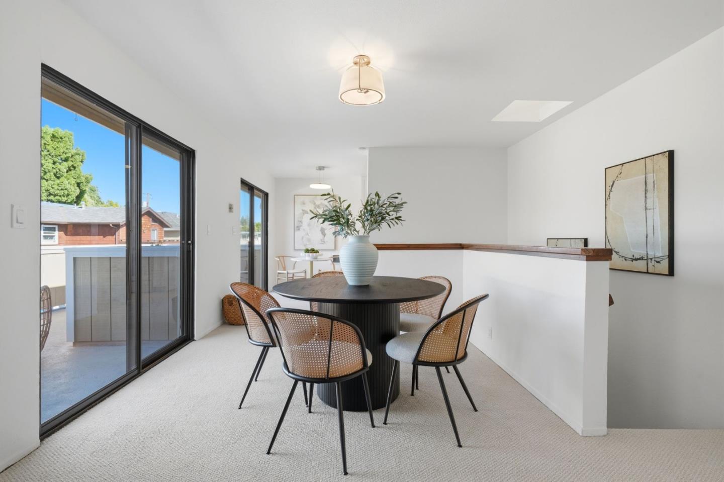 Detail Gallery Image 11 of 29 For 570 Vista Ave, Palo Alto,  CA 94306 - 2 Beds | 1 Baths