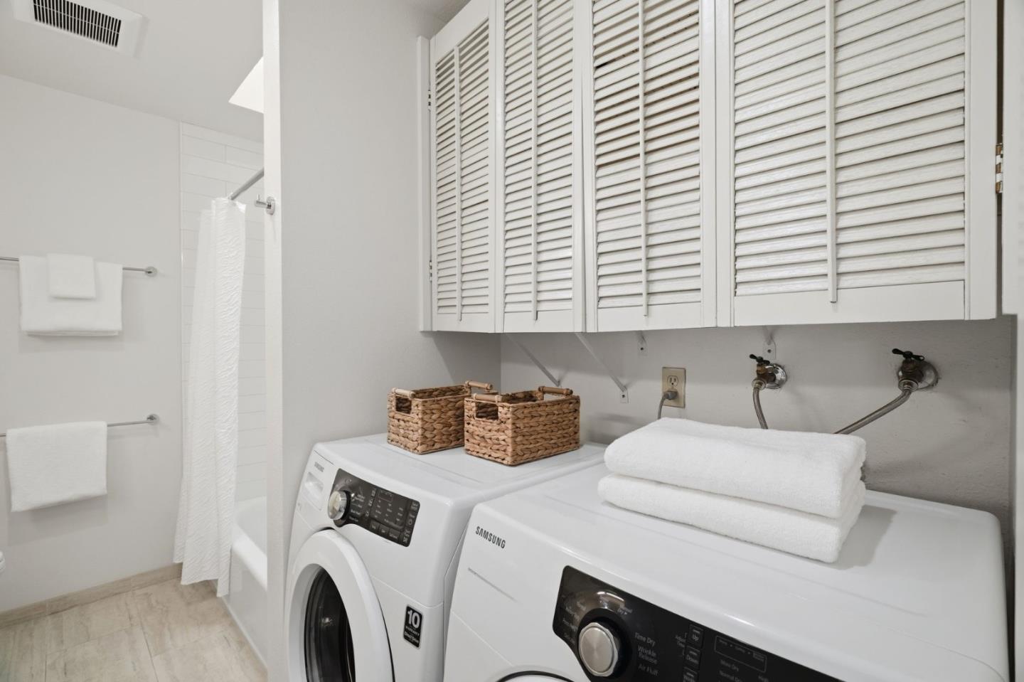 Detail Gallery Image 19 of 29 For 570 Vista Ave, Palo Alto,  CA 94306 - 2 Beds | 1 Baths