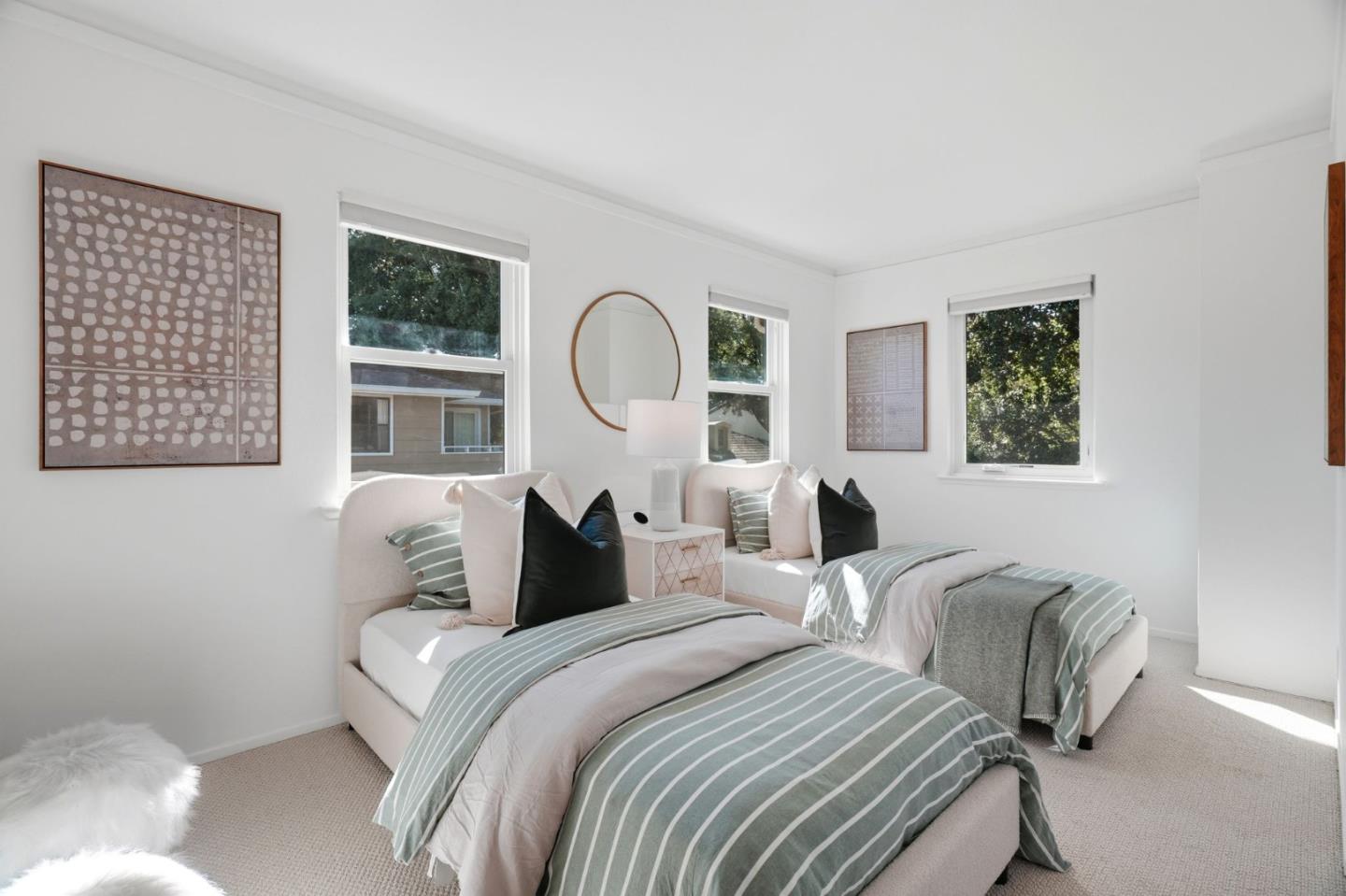 Detail Gallery Image 20 of 29 For 570 Vista Ave, Palo Alto,  CA 94306 - 2 Beds | 1 Baths