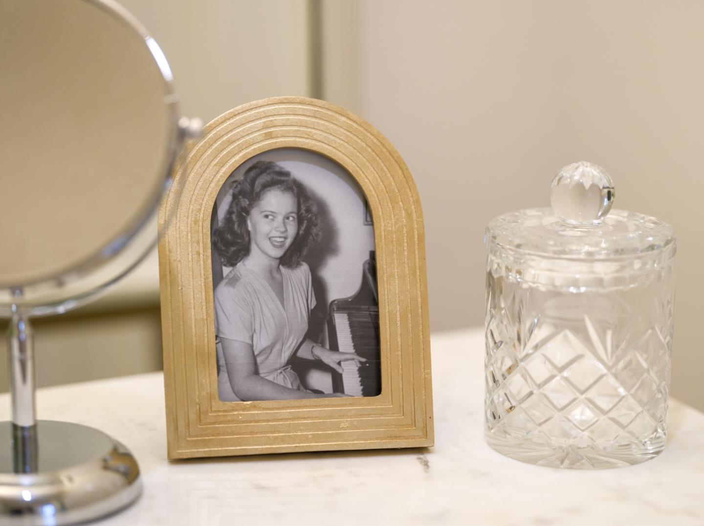 Detail Gallery Image 15 of 51 For 150 Littlefield Rd, Monterey,  CA 93940 - 3 Beds | 3 Baths