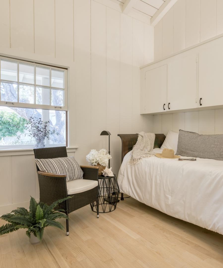 Detail Gallery Image 23 of 51 For 150 Littlefield Rd, Monterey,  CA 93940 - 3 Beds | 3 Baths